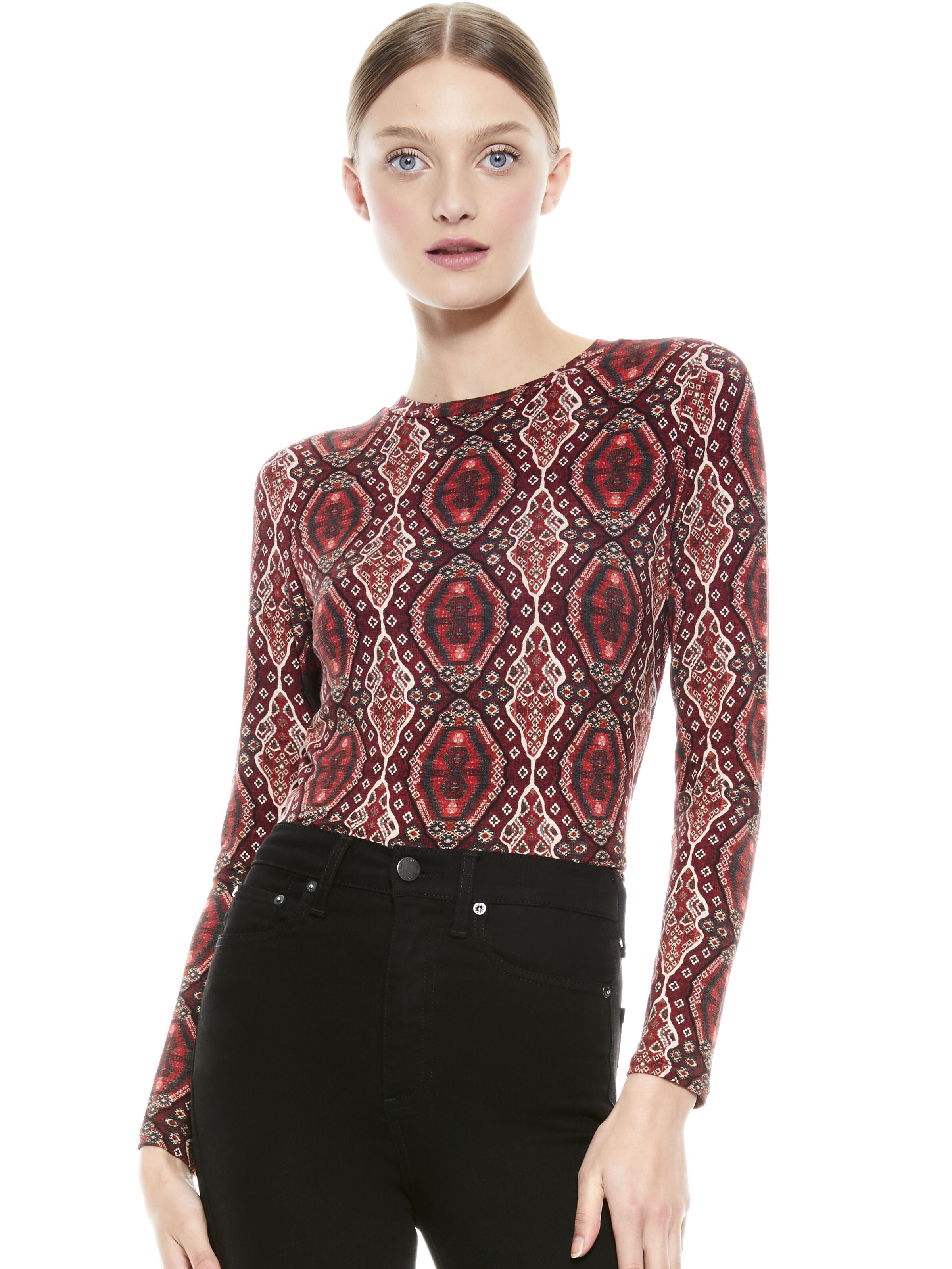 DELAINA CREW NECK CROP TOP