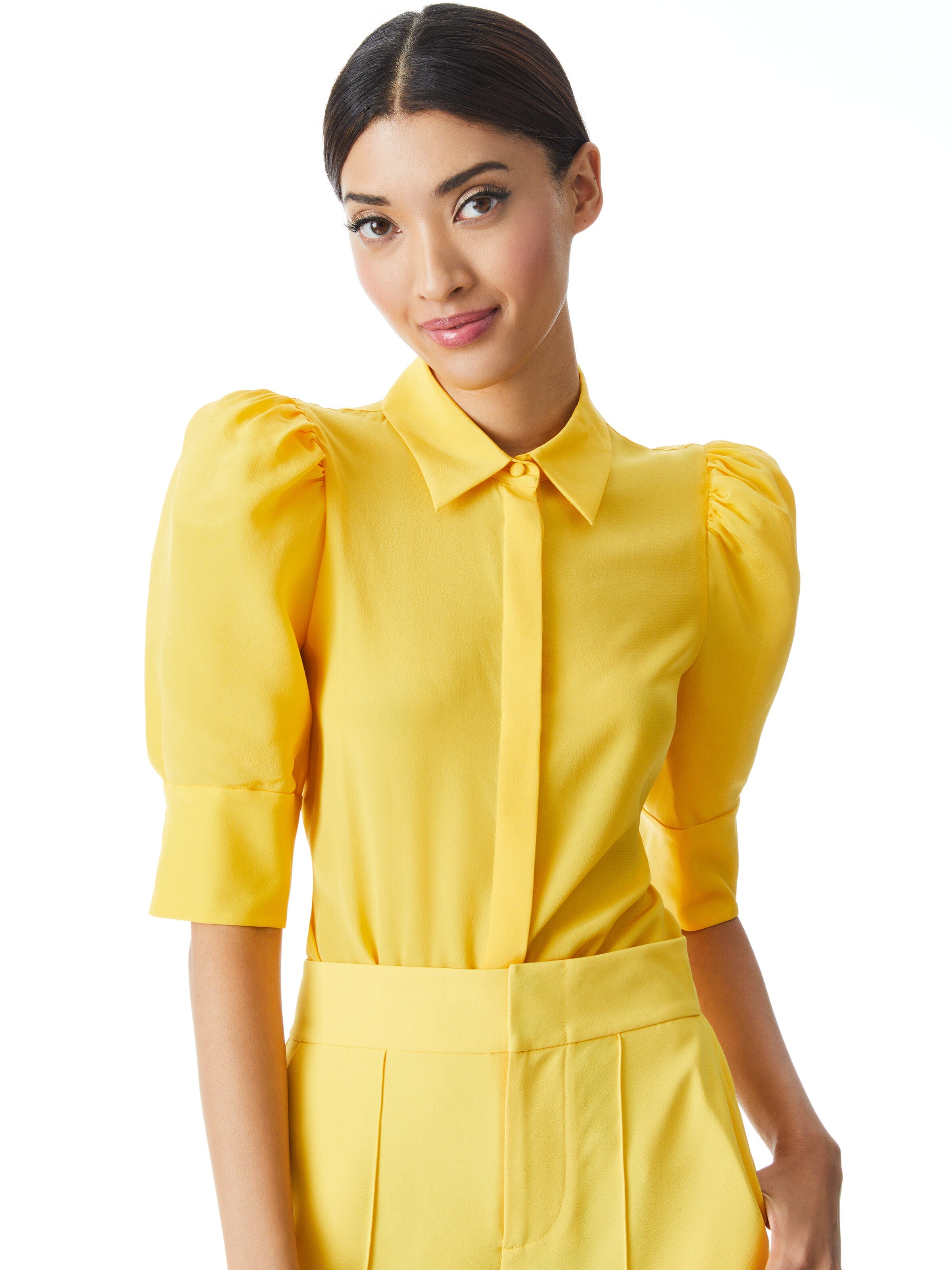 WILLA SCRUNCHED SLEEVE BLOUSE
