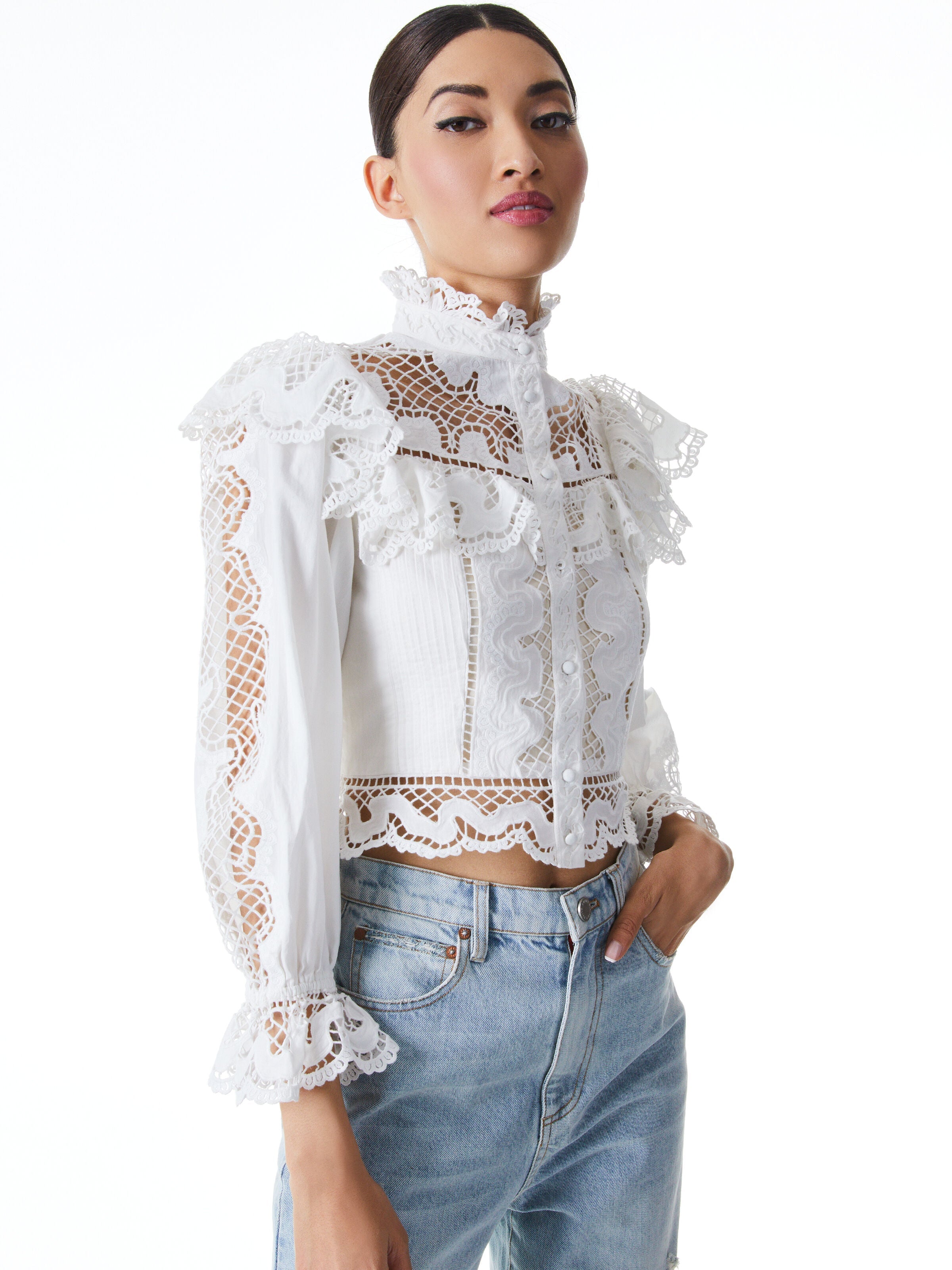 MARLO EYELET RUFFLE BLOUSE