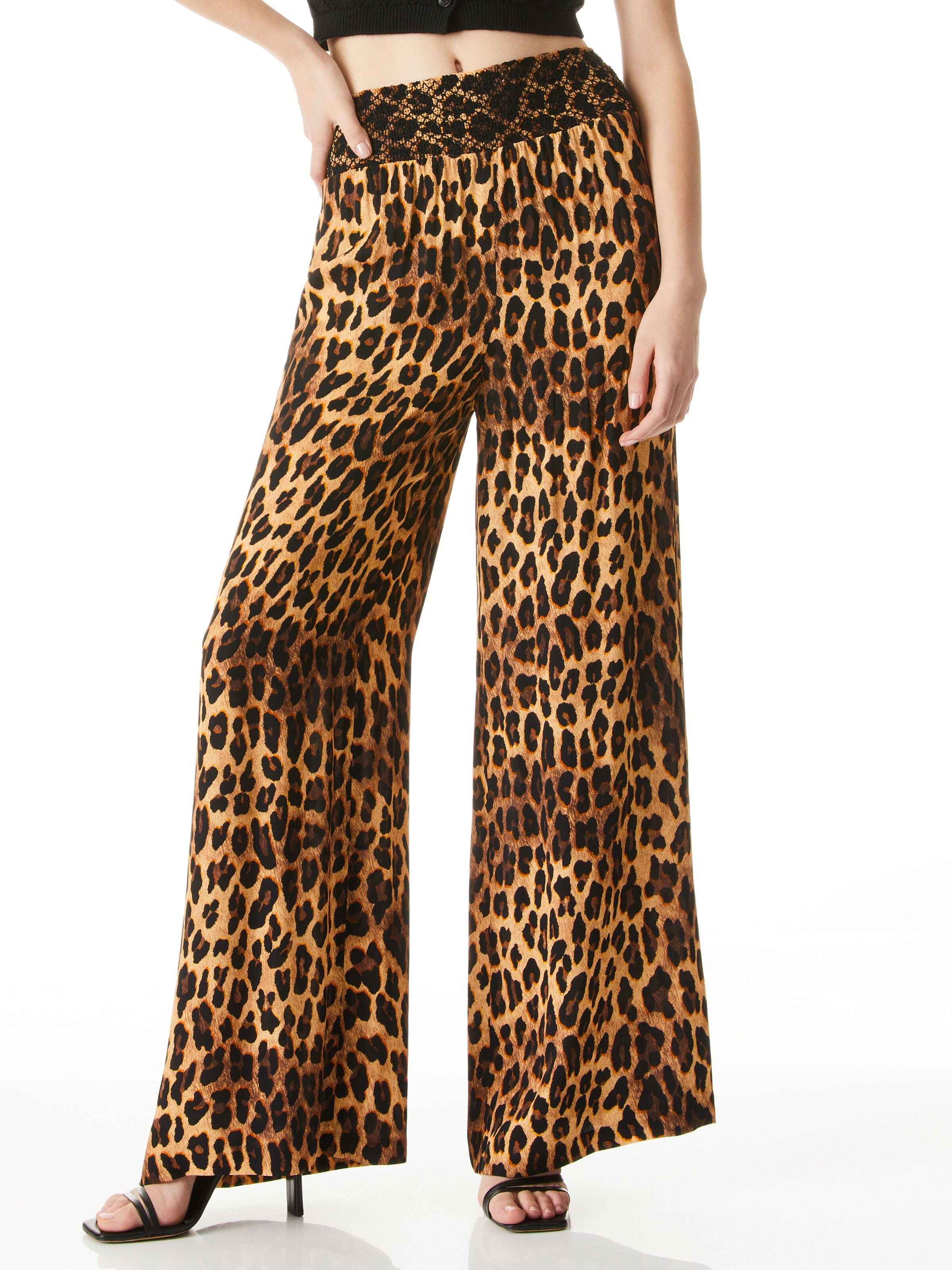 RUSSELL HIGH WAISTED SMOCKED WAISTBAND PANT