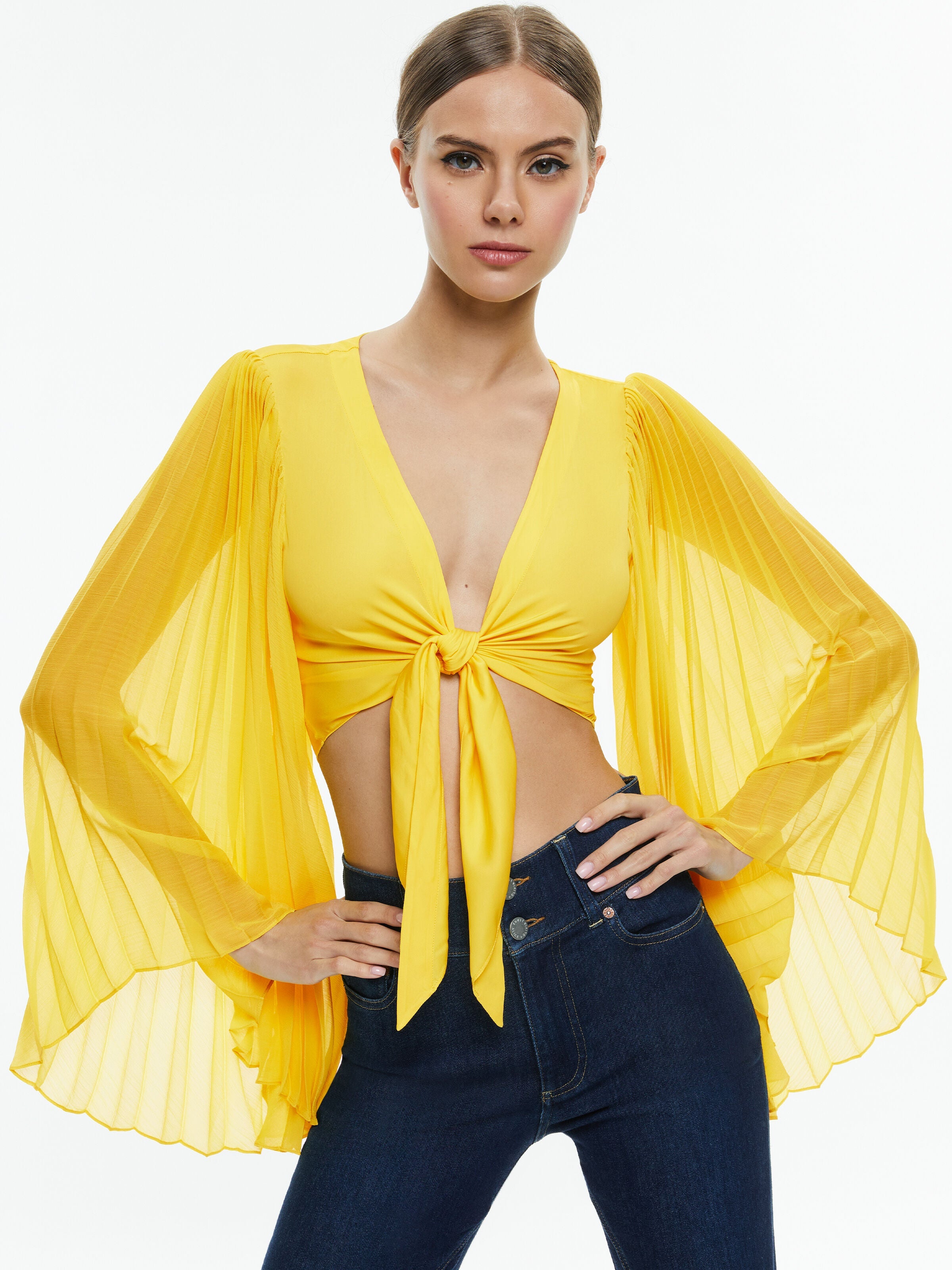 ROCHELLE TIE FRONT PLEATED CROP TOP