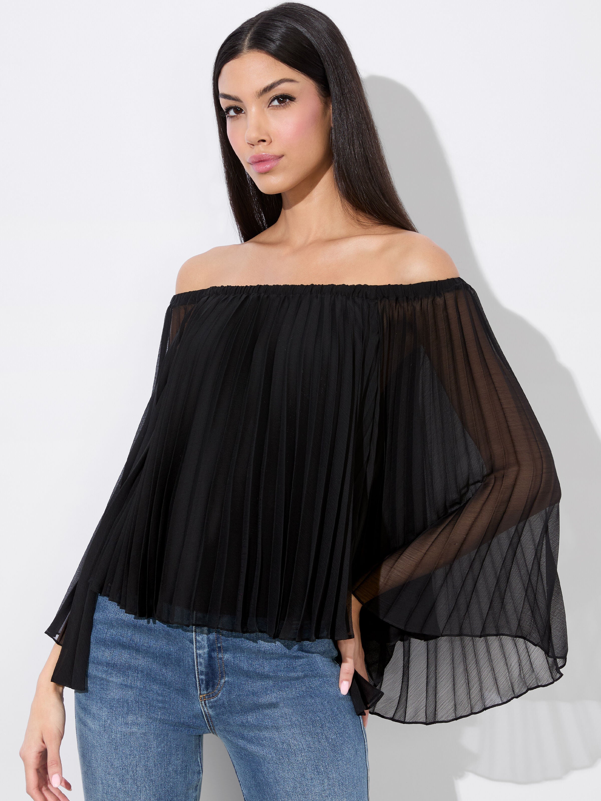 AUNDREA OFF THE SHOULDER BLOUSE