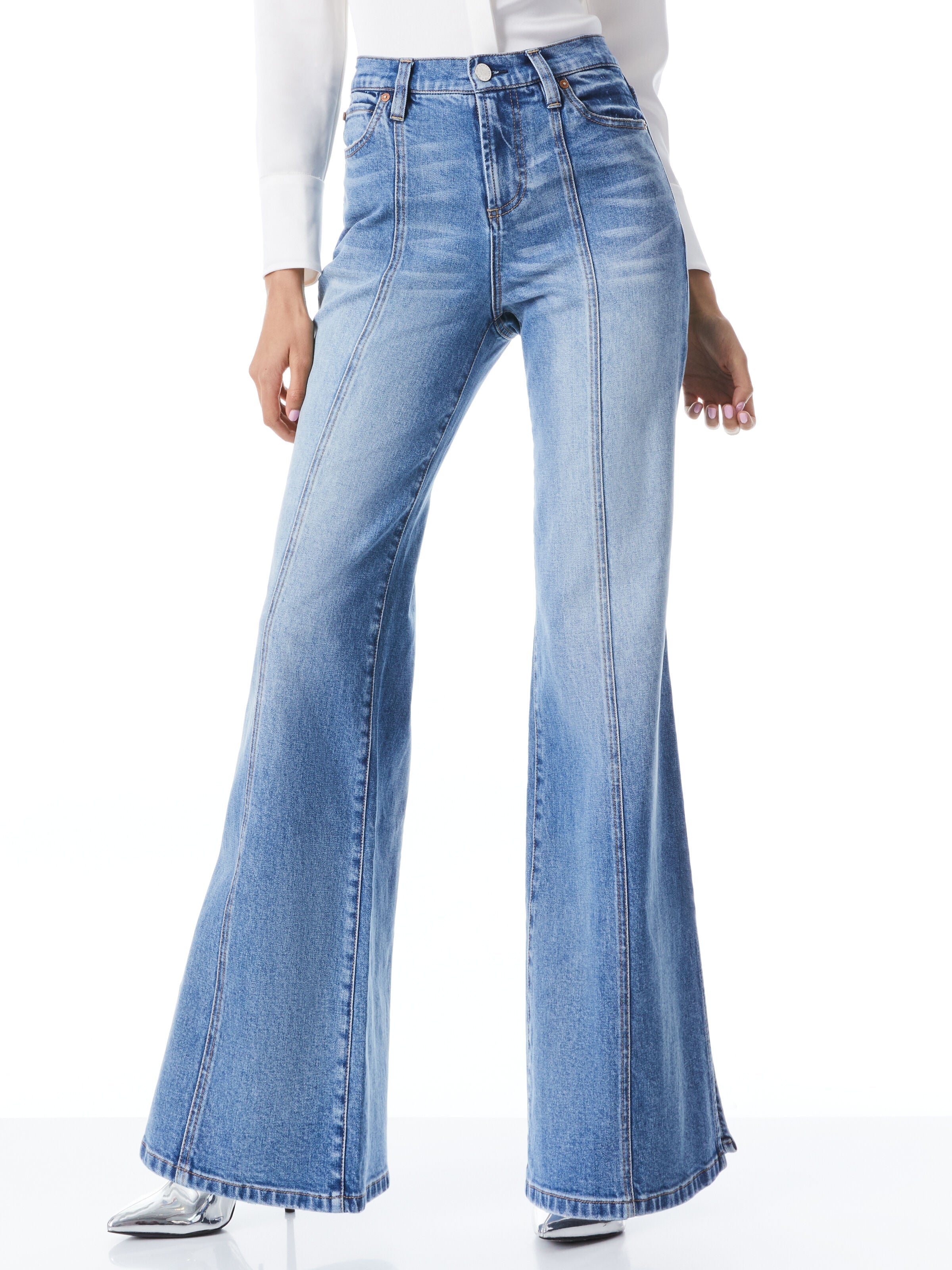 TIMOTHY LOW RISE JEAN WITH SLIT