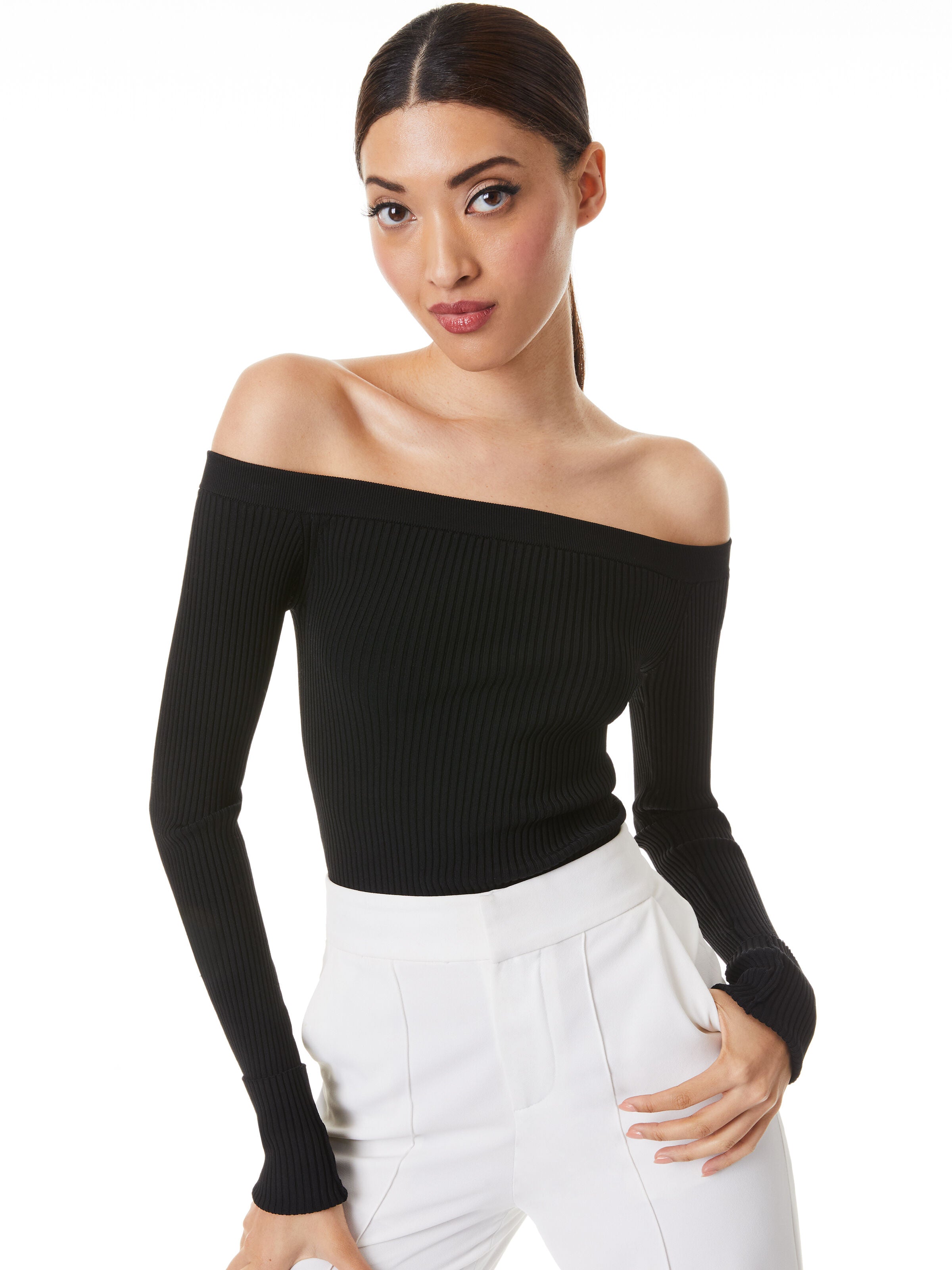 JEANNE OFF SHOULDER RIB PULLOVER