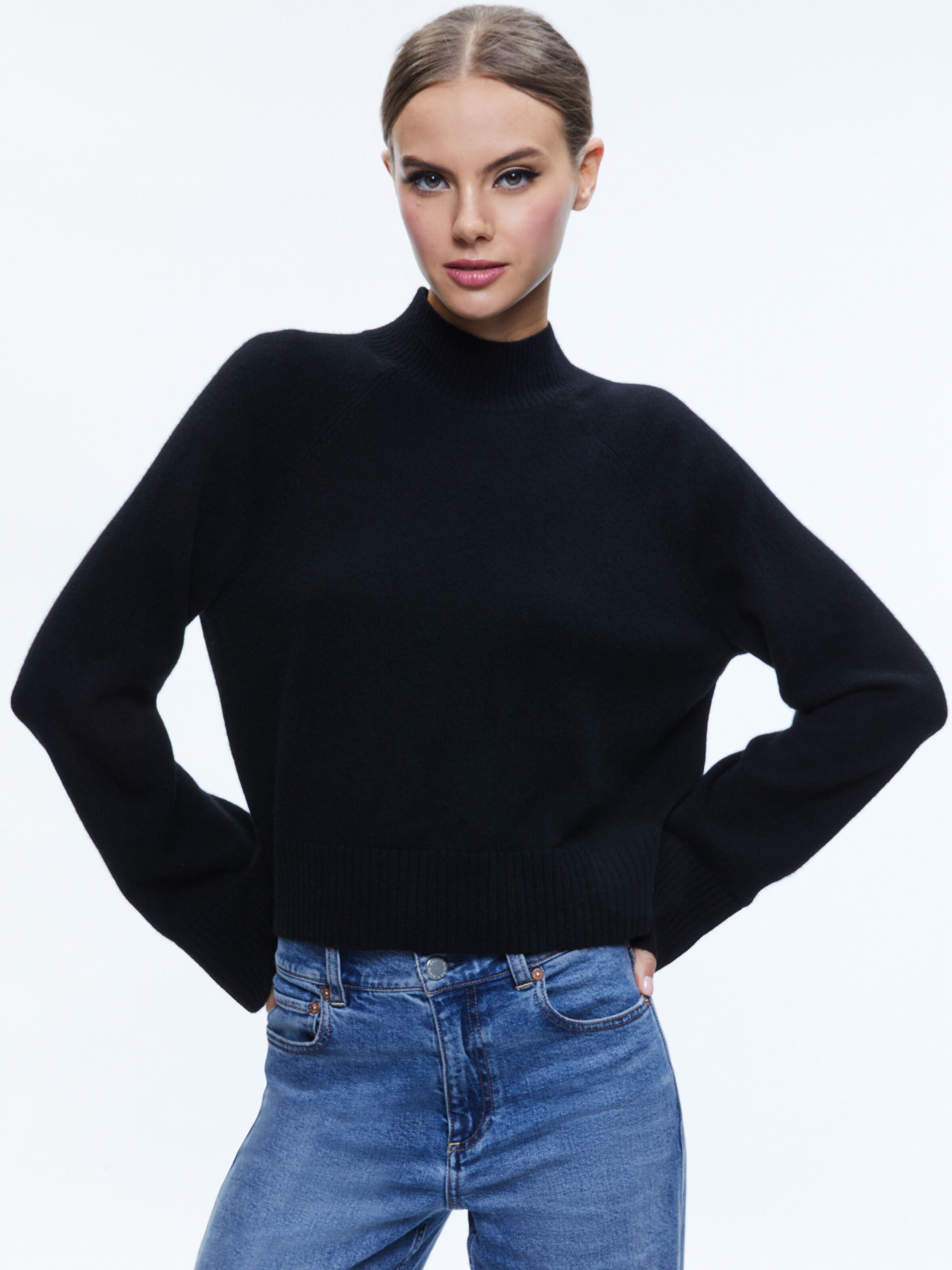 CIMARON MOCK NECK PULLOVER