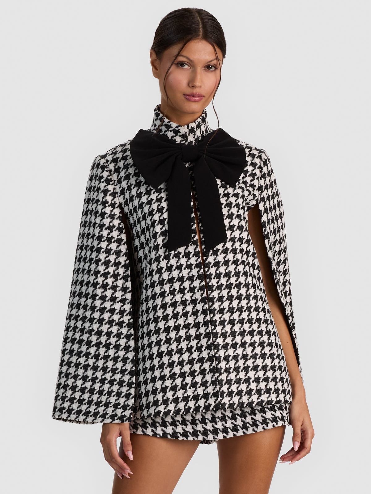 PHILIPPA BOW FT CROPPED CAPE - BLACK/OFF WHITE