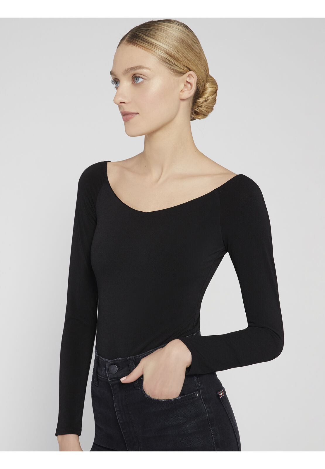 LYNETTA OFF SHLDR LS BODYSUIT-ALICE + OLIVIA
