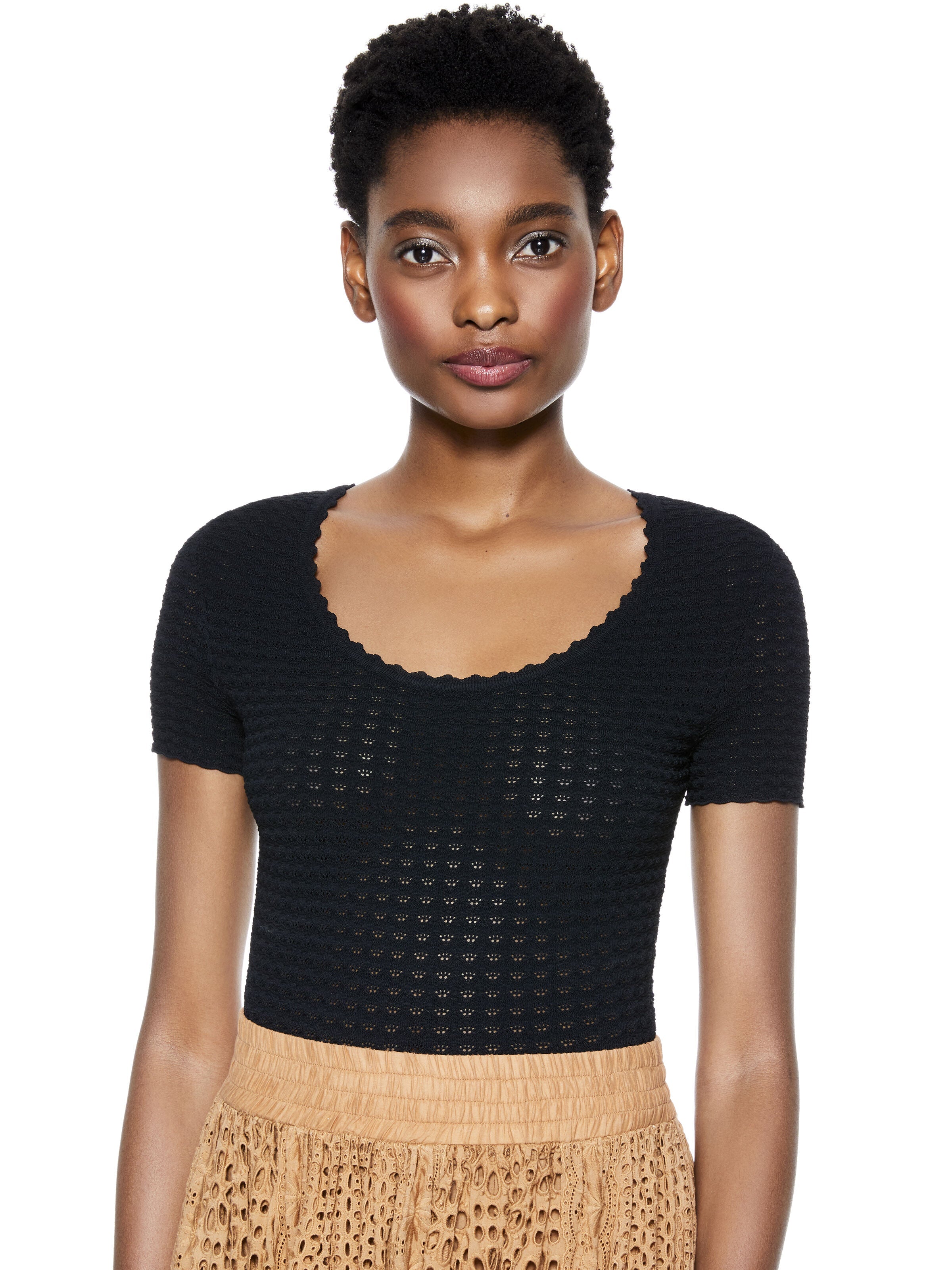 CIARA SCOOP NECK CROPPED SWEATER-Black-ALICE + OLIVIA