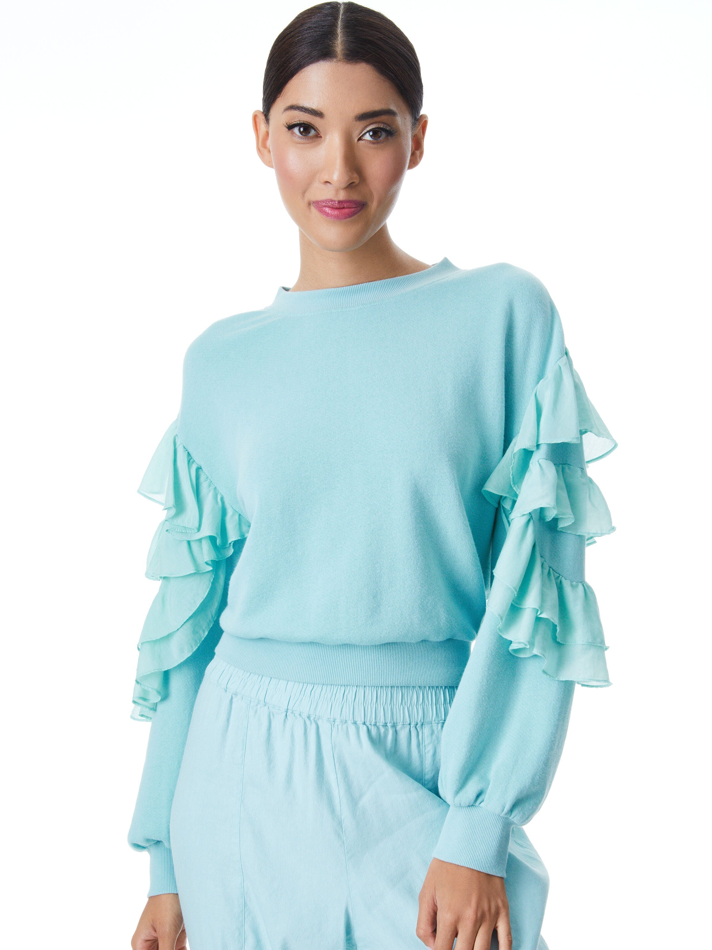 EVALYN RUFFLE SLEEVE SWEATSHIRT