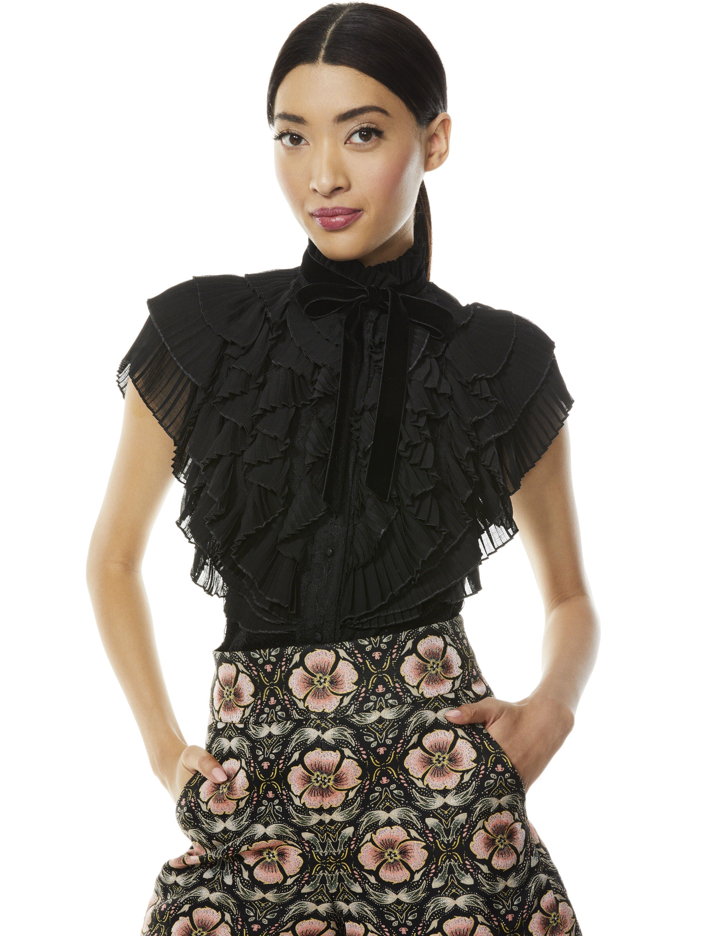 REMINGTON LACE COLLAR BLOUSE