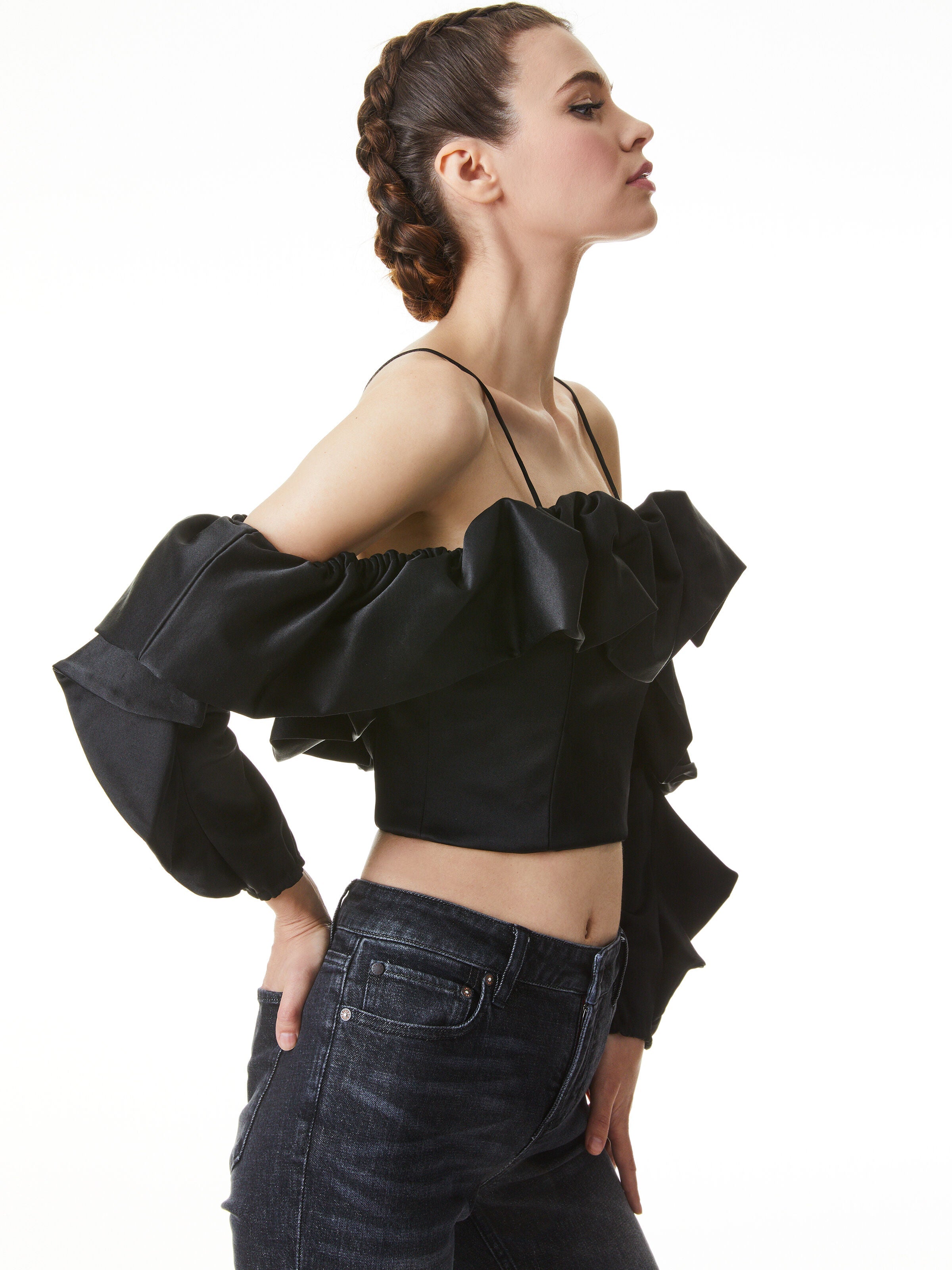 MONROW RUFFLE SLEEVE CROP TOP-ALICE + OLIVIA