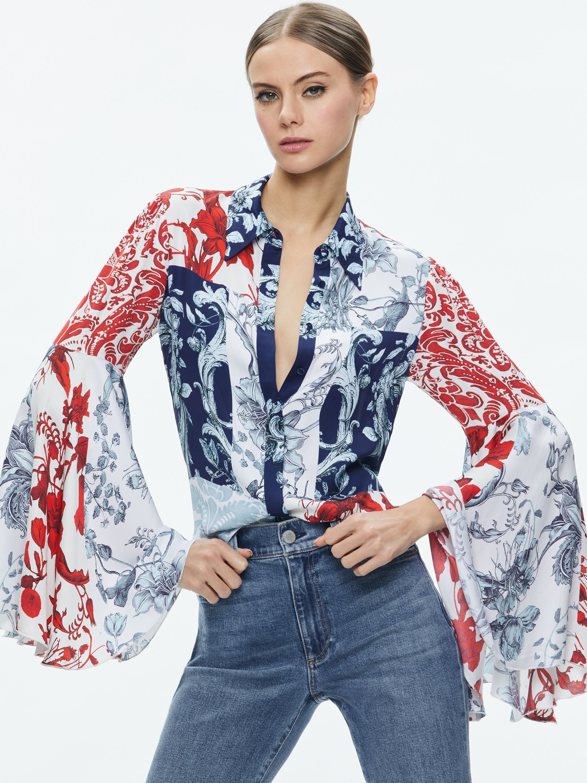 WILLA FITTED PLACKET BELL SLEEVE TOP-JE L'ADORE-ALICE + OLIVIA