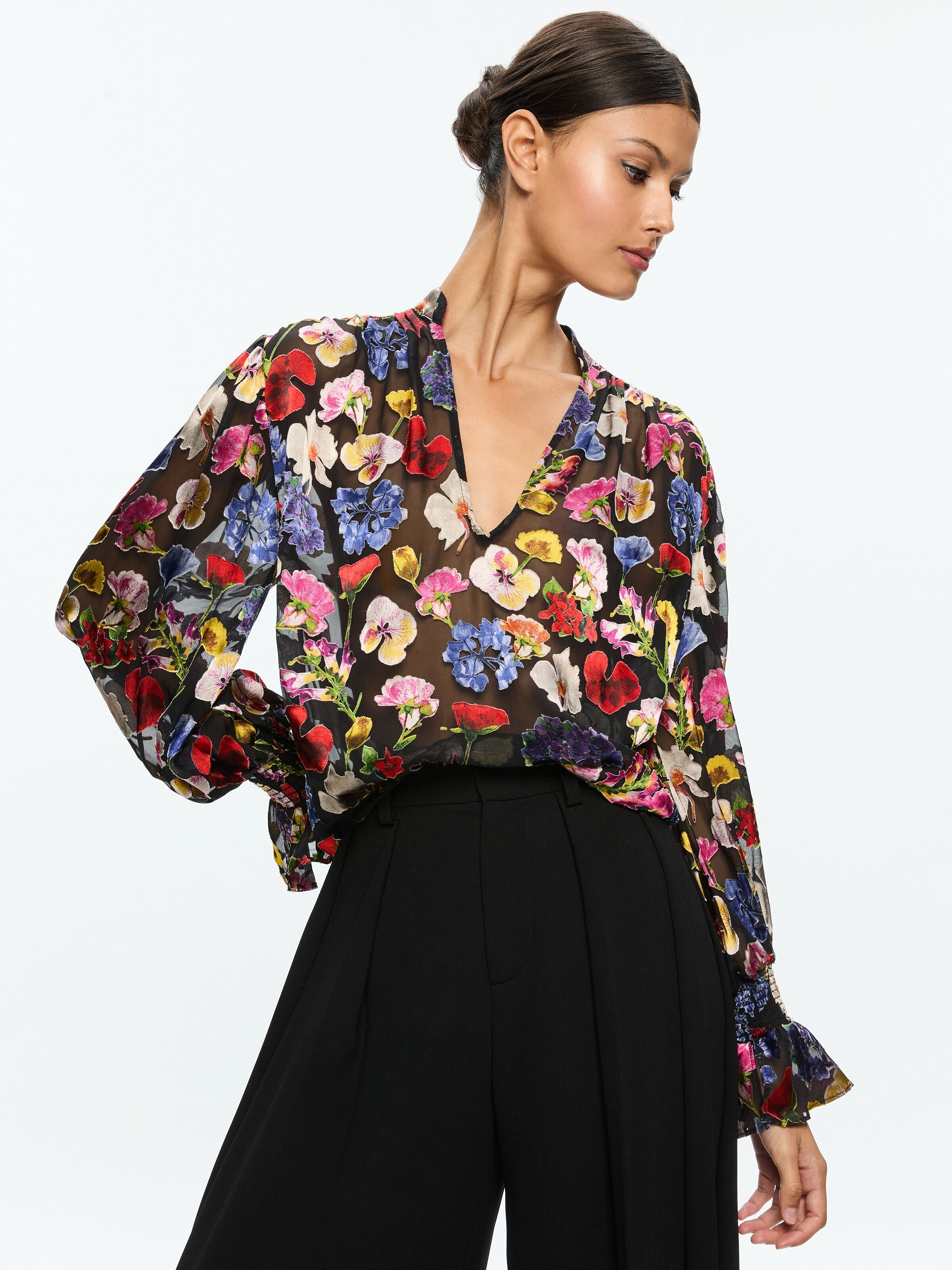 ONICA COLLARED BLOUSE-TIMELESS BLOSSOM-ALICE + OLIVIA