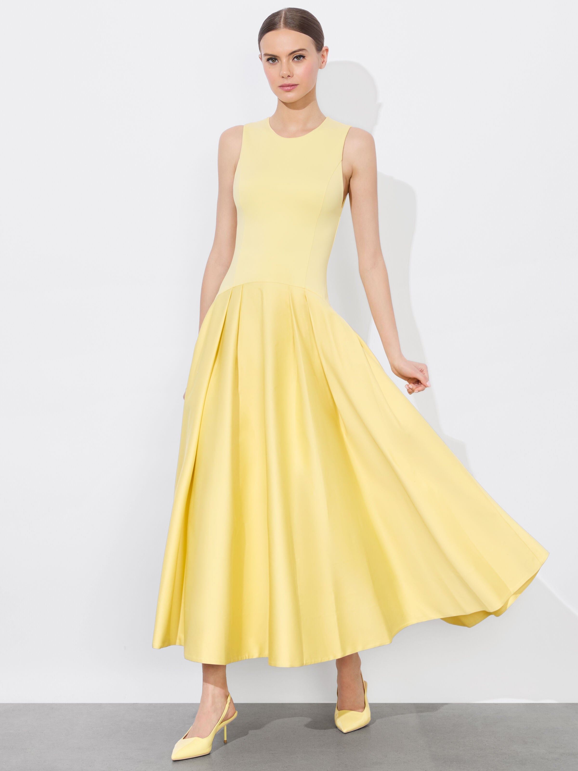 ADLEY SLVLSS CREW NK DROP WAIST FLARE MIDI DRESS-ALICE + OLIVIA