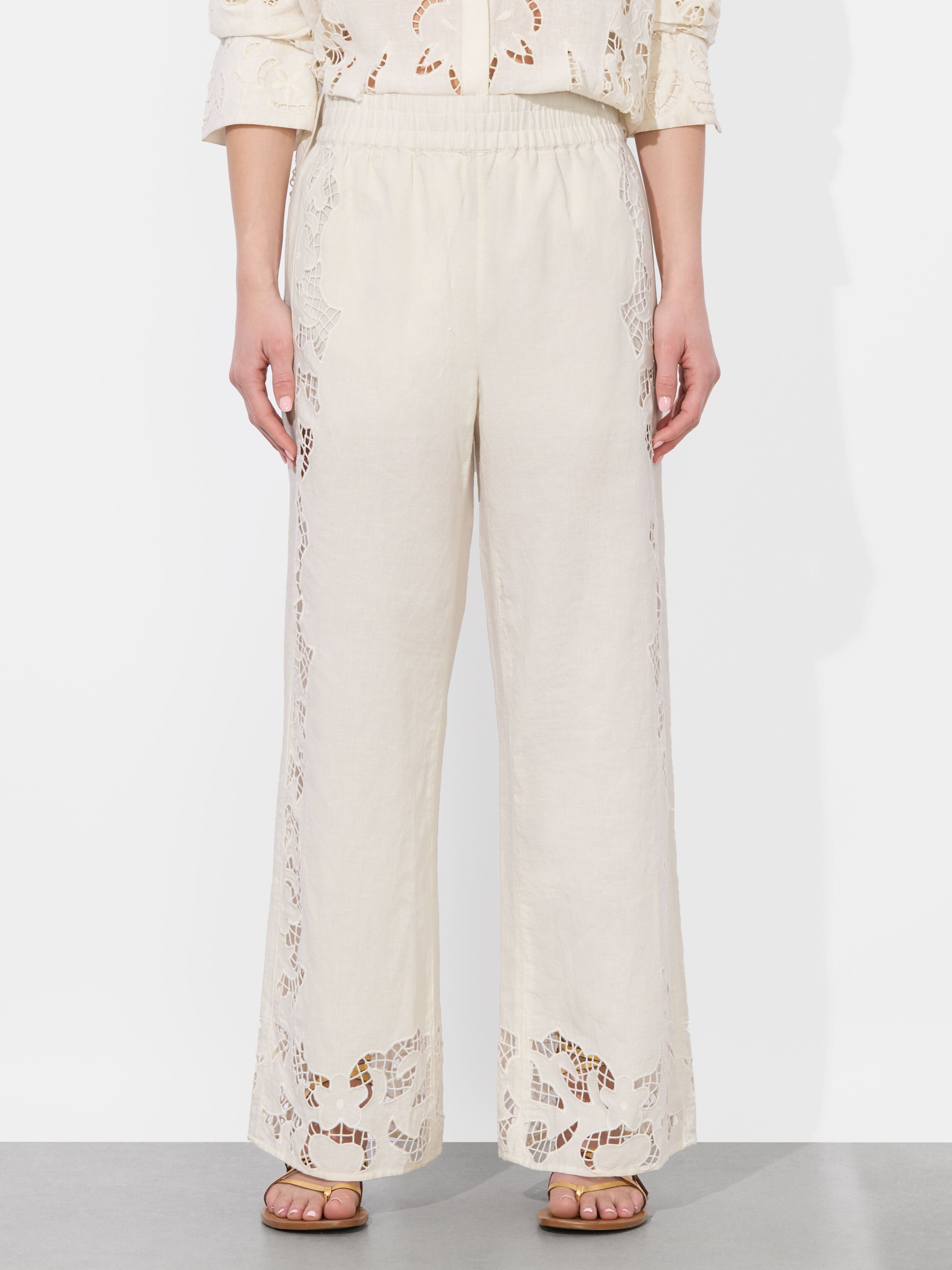 TANYA EYELET PULL ON PANT-ALICE + OLIVIA