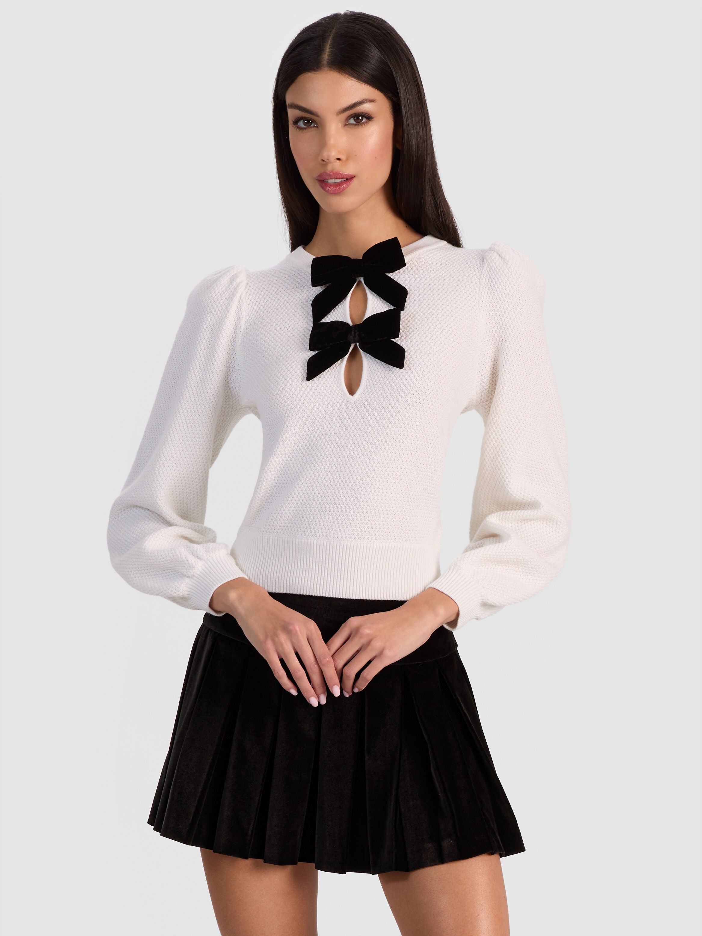 DORIS POINTELLE PULLOVER-ALICE + OLIVIA
