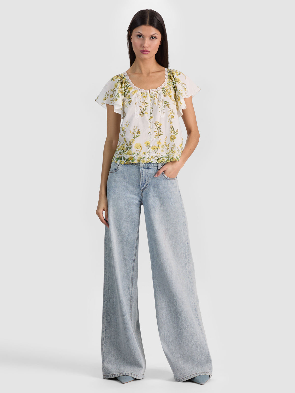 ODETTE FLUTTER SLEEVE TOP - FRESH AIR BUTTER