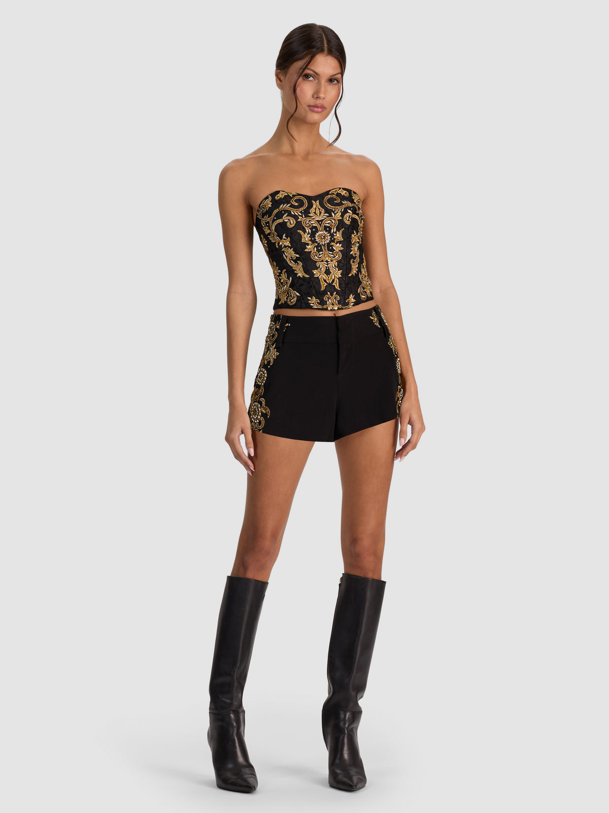 CADY EMBELL SHORT - BLACK/GOLD