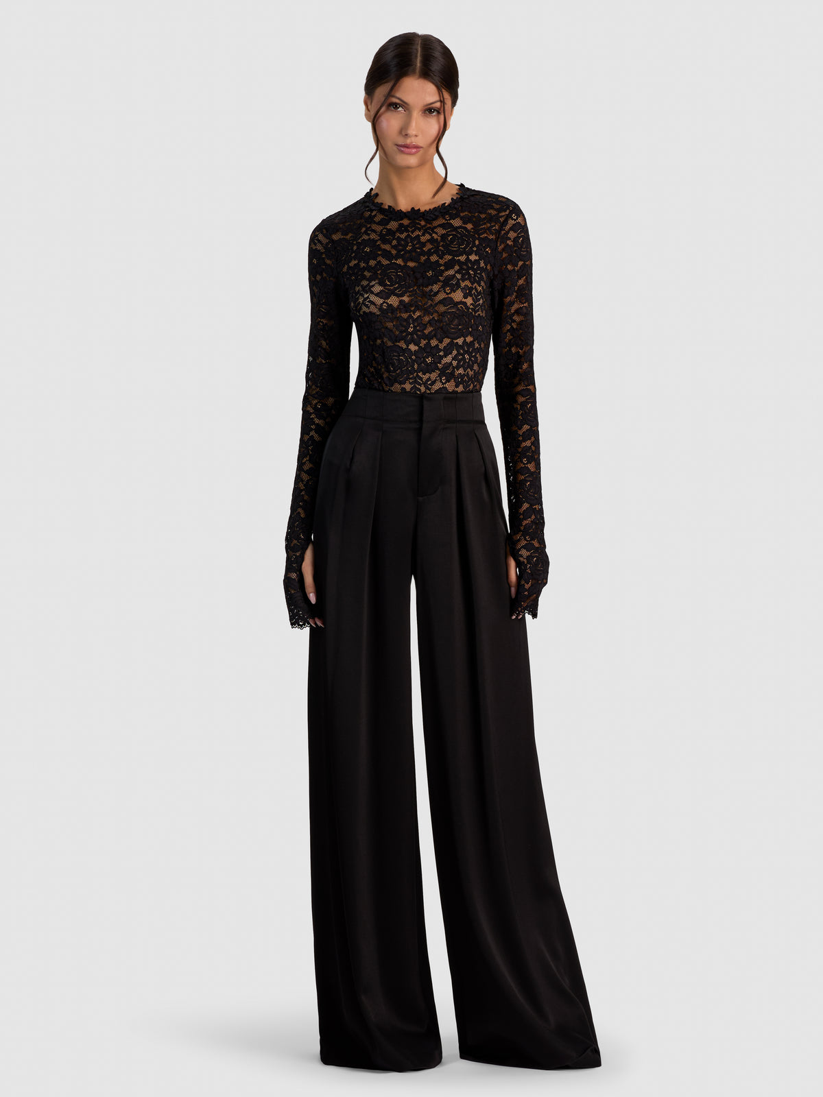 TAEYN LACE CREW NK BODYSUIT - BLACK