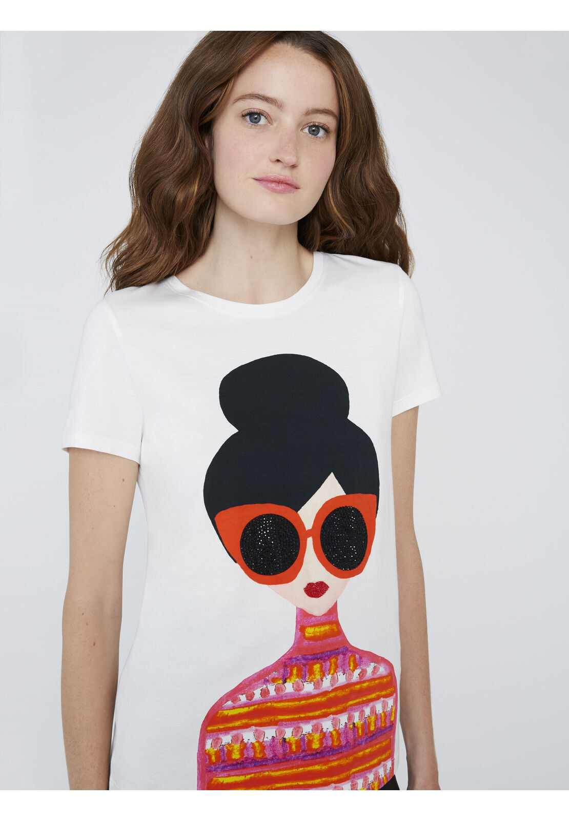 RYLYN EMBELL SS CREW NK TEE-WHITE/MULTI-ALICE + OLIVIA