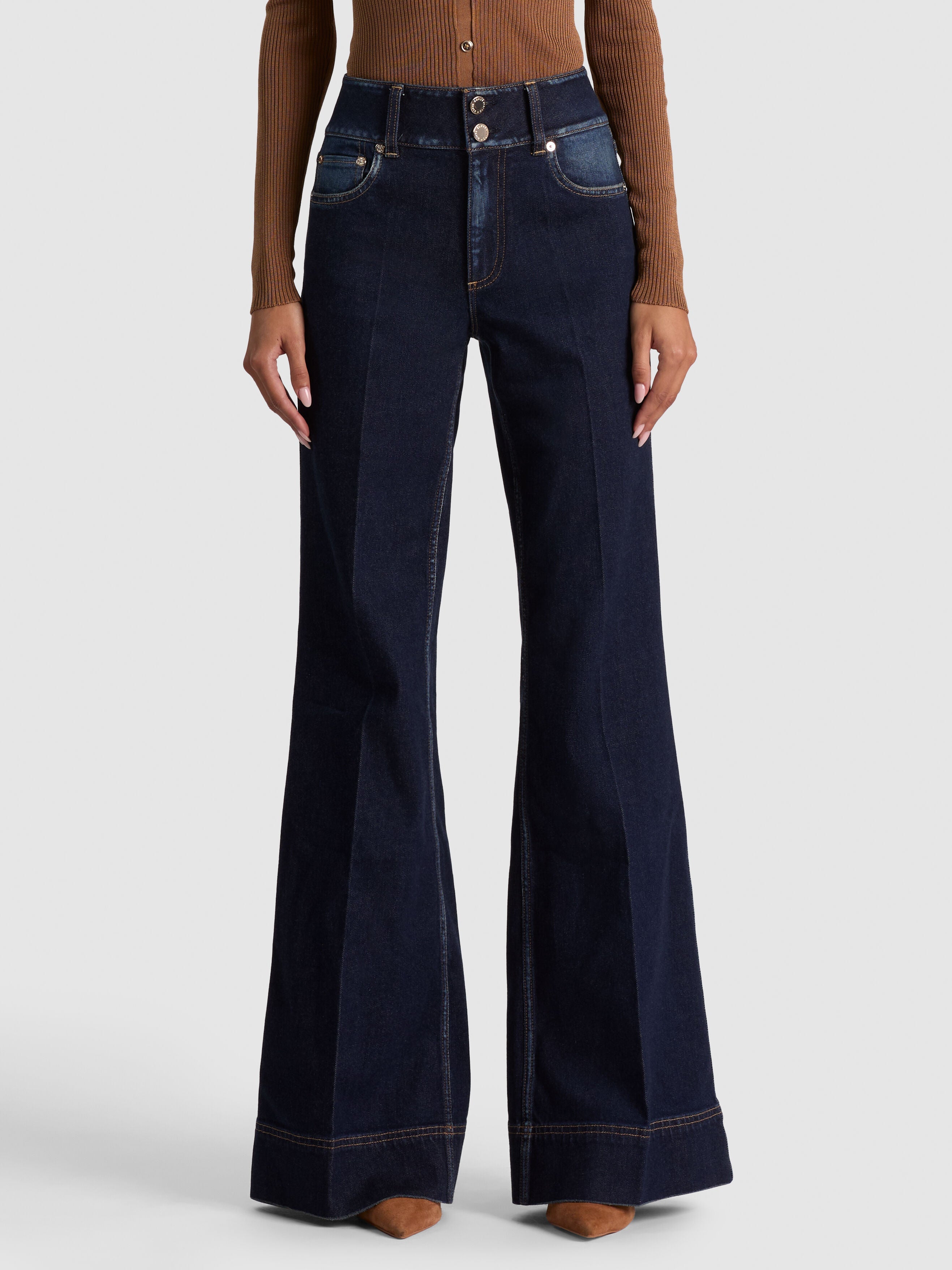 PERFECT JEAN-ALICE + OLIVIA