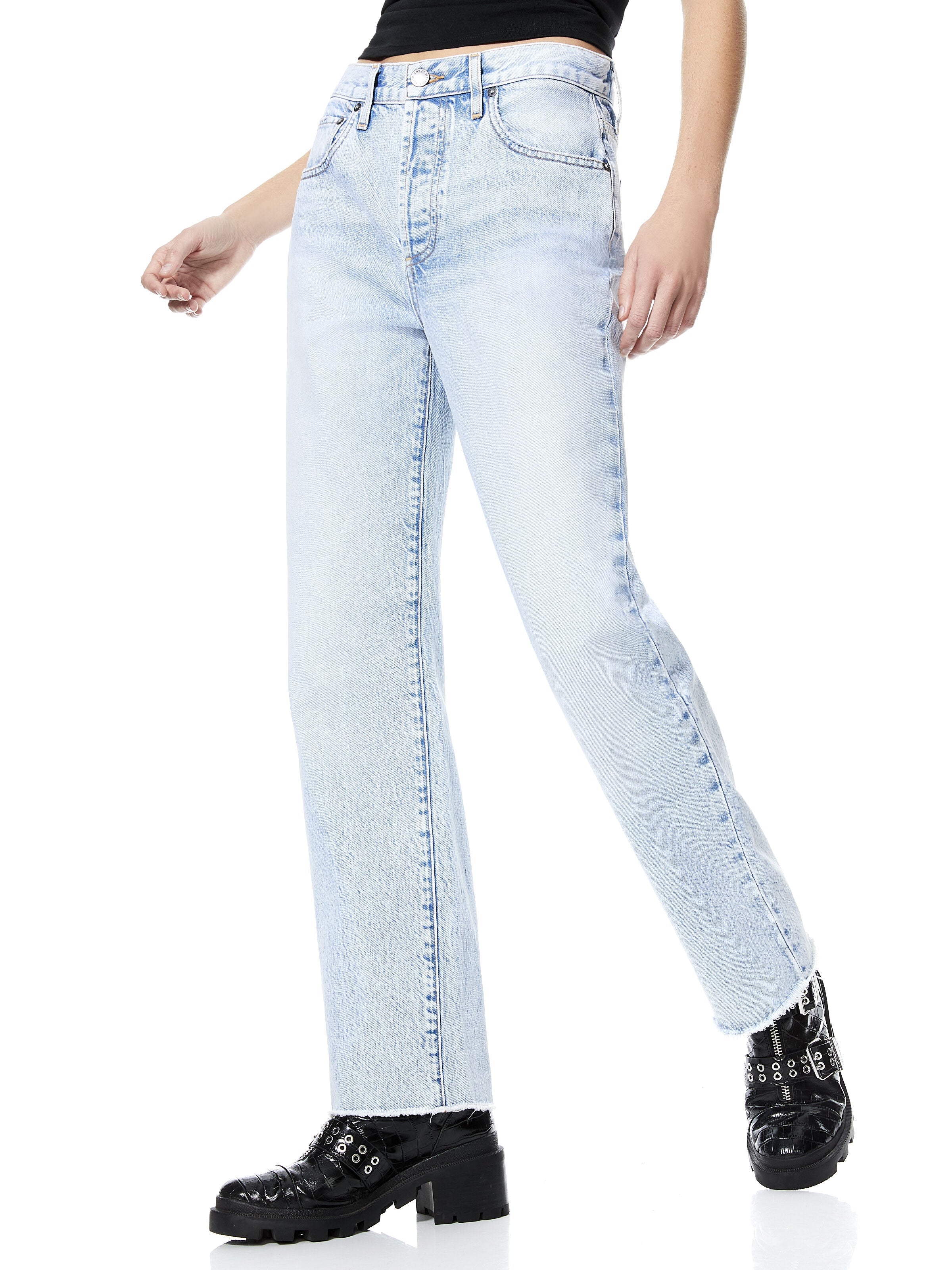 AMAZING HIGH RISE BOYFRIEND JEAN