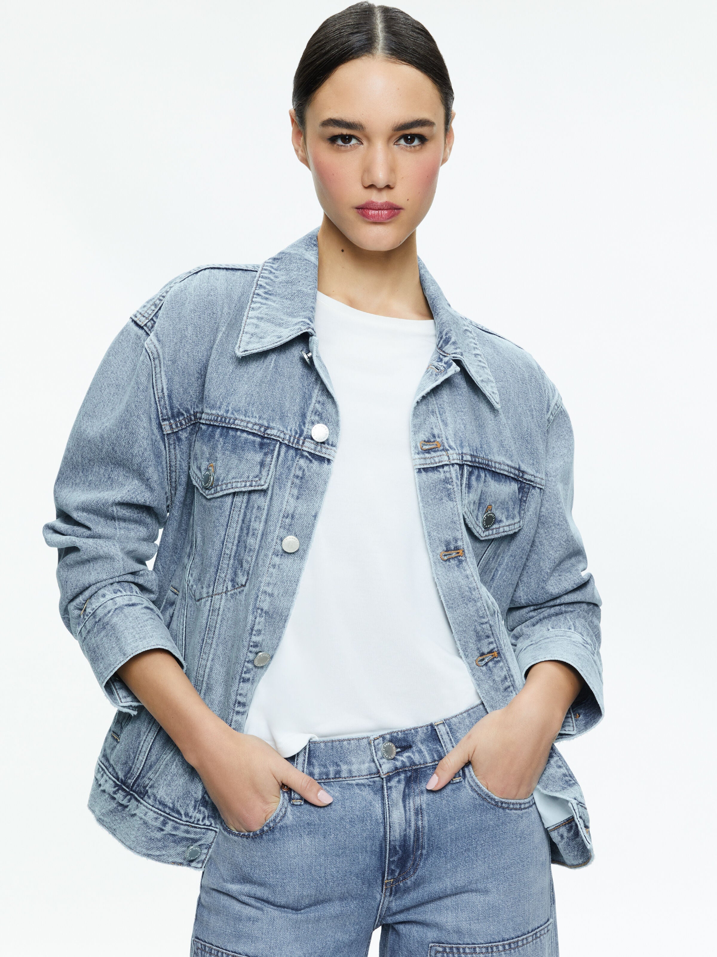 JEFF OVERSIZED DENIM JACKET-SADIE LT VINTAGE BLUE-ALICE + OLIVIA