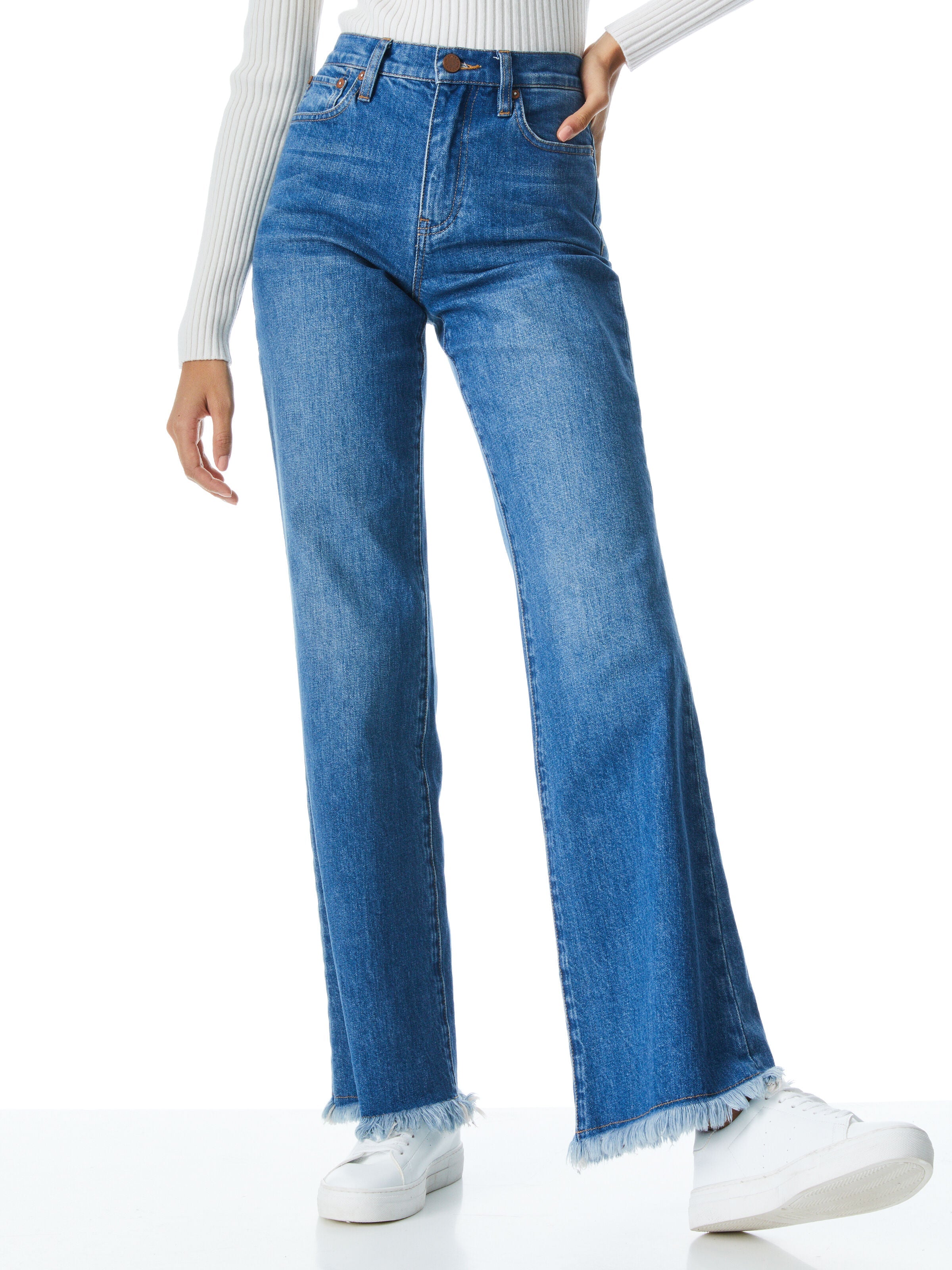 AMAZING HIGH RISE GIRLFRIEND JEAN-ALICE + OLIVIA