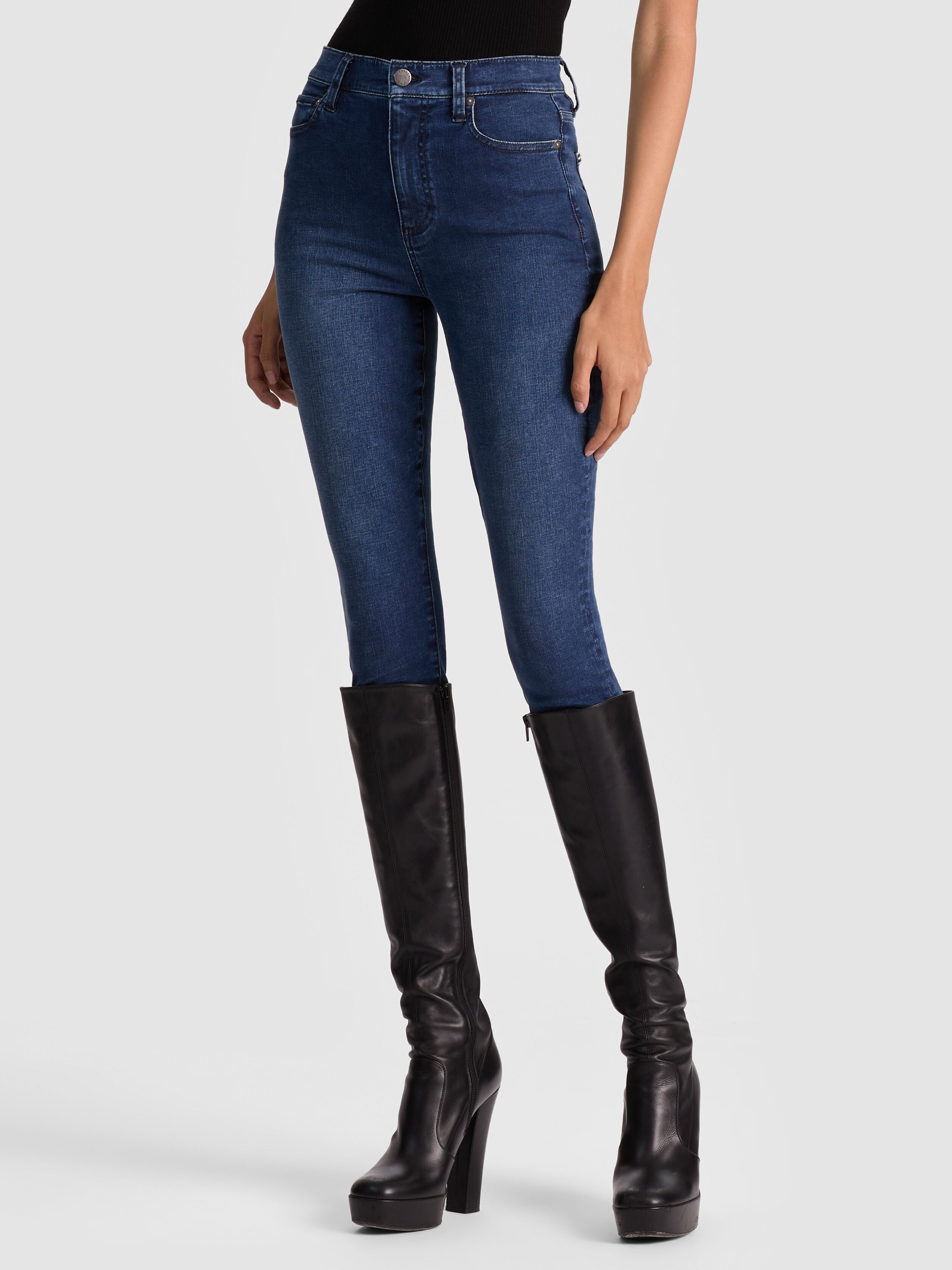 CUTE JEAN-ALICE + OLIVIA