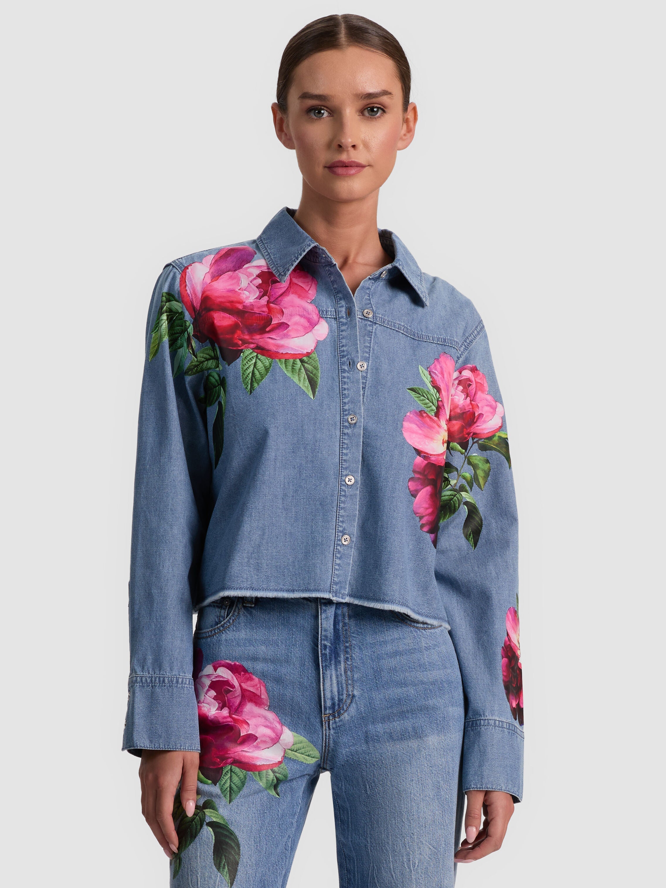 FINELY DENIM BUTTON DOWN-DENVER BRIGHT BLUE/EMPRS BLOOM-ALICE + OLIVIA