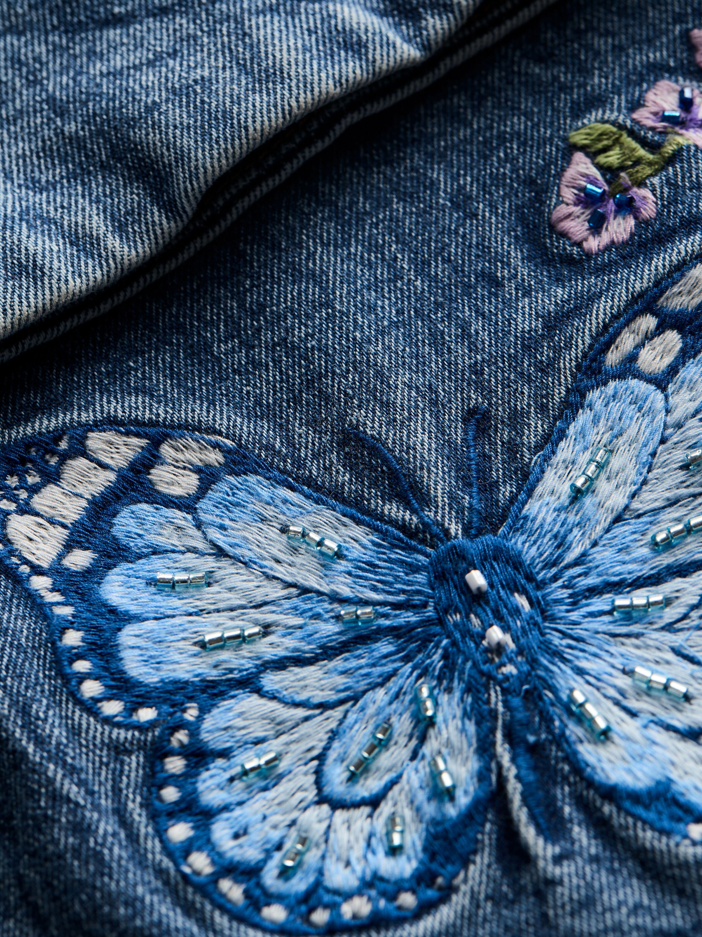 BEAUTIFUL EMBROIDERED JEAN-ALICE + OLIVIA