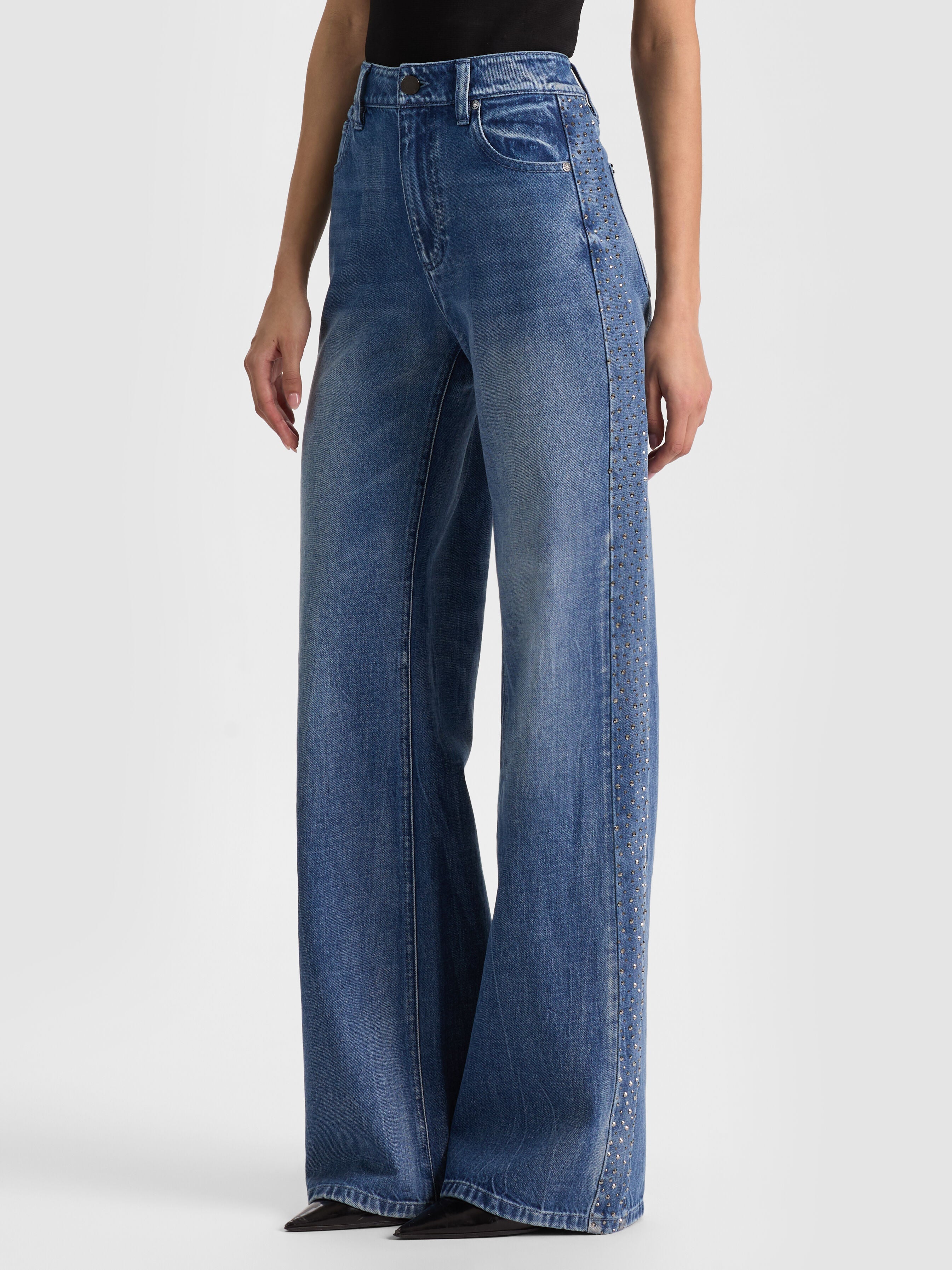 CHIC EMBELLISHED JEAN-ALICE + OLIVIA