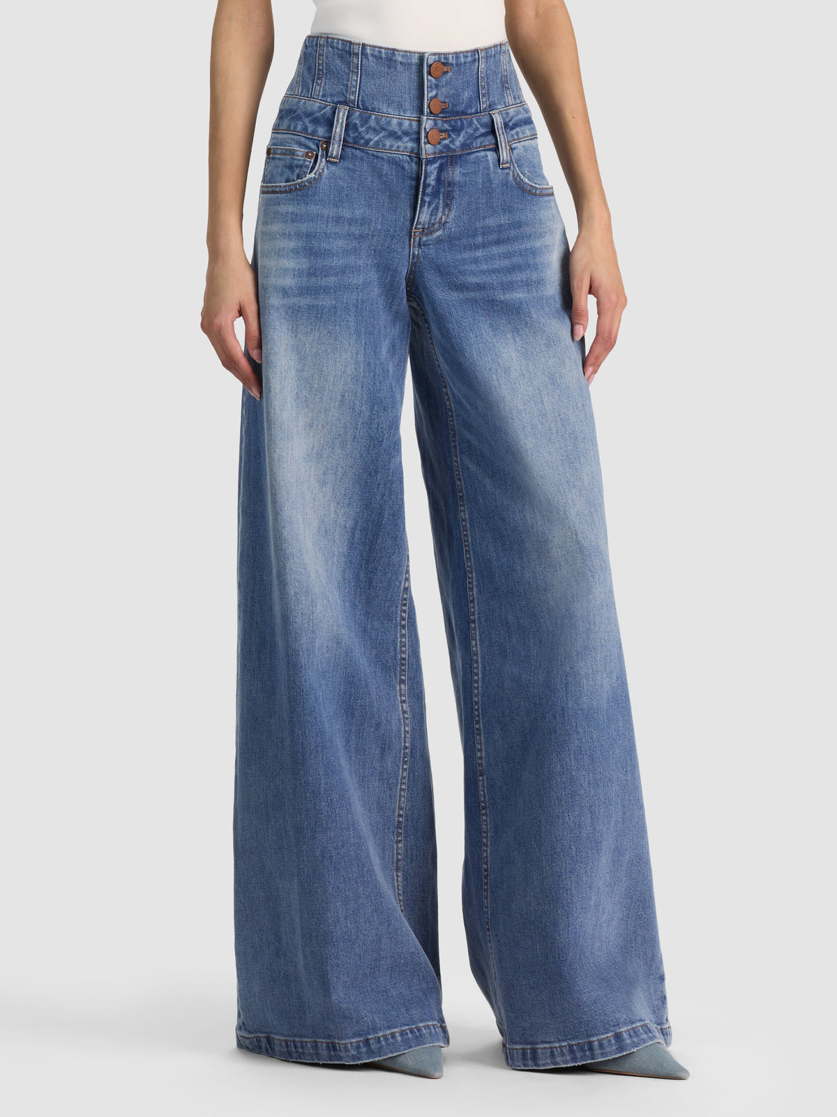 WHIT ULTRA HIGH BUTTON FRONT JEAN-ALICE + OLIVIA