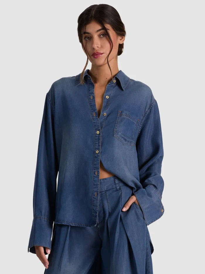 FINELY OVSZD DENIM SHIRT W PKT-ALICE + OLIVIA