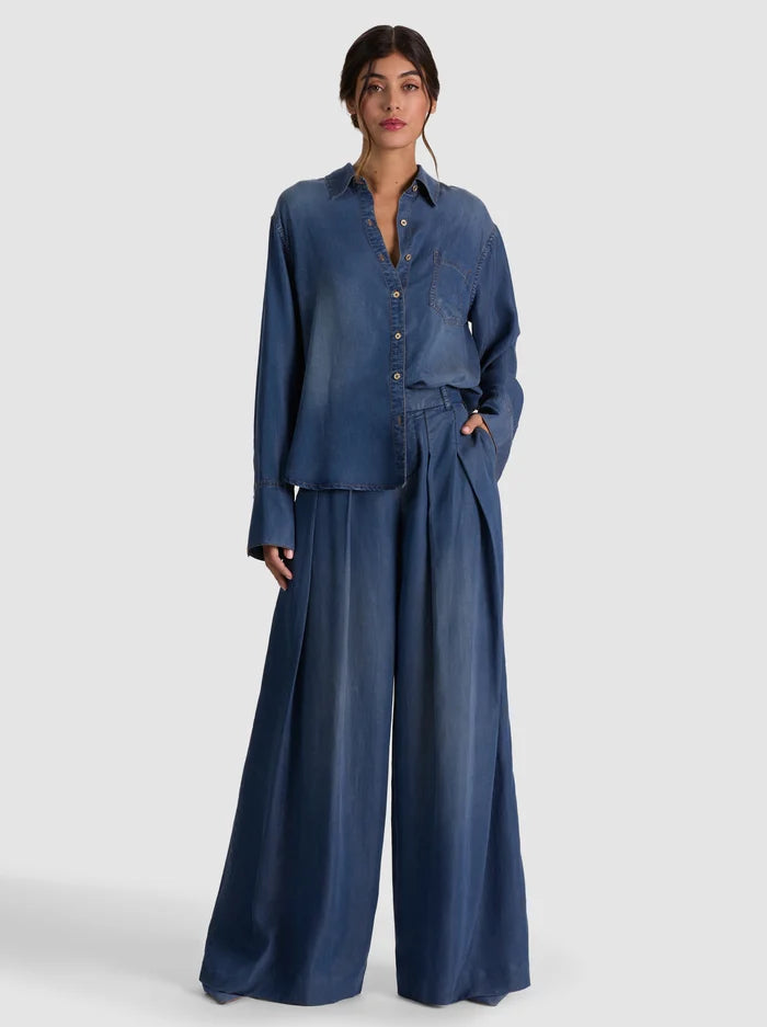 FINELY OVSZD DENIM SHIRT W PKT-ALICE + OLIVIA