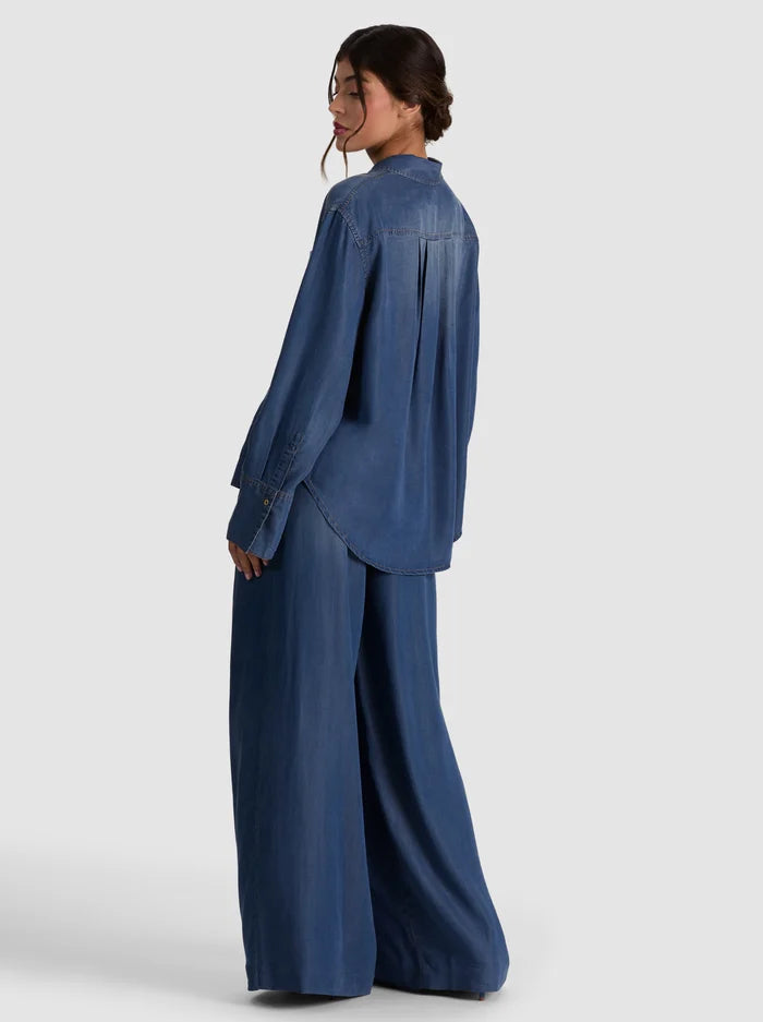 FINELY OVSZD DENIM SHIRT W PKT-ALICE + OLIVIA