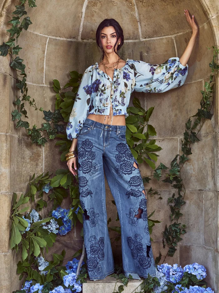SIDNEY LR EMBR CUTOUT ULTRA BAGGY JEAN-ALICE + OLIVIA