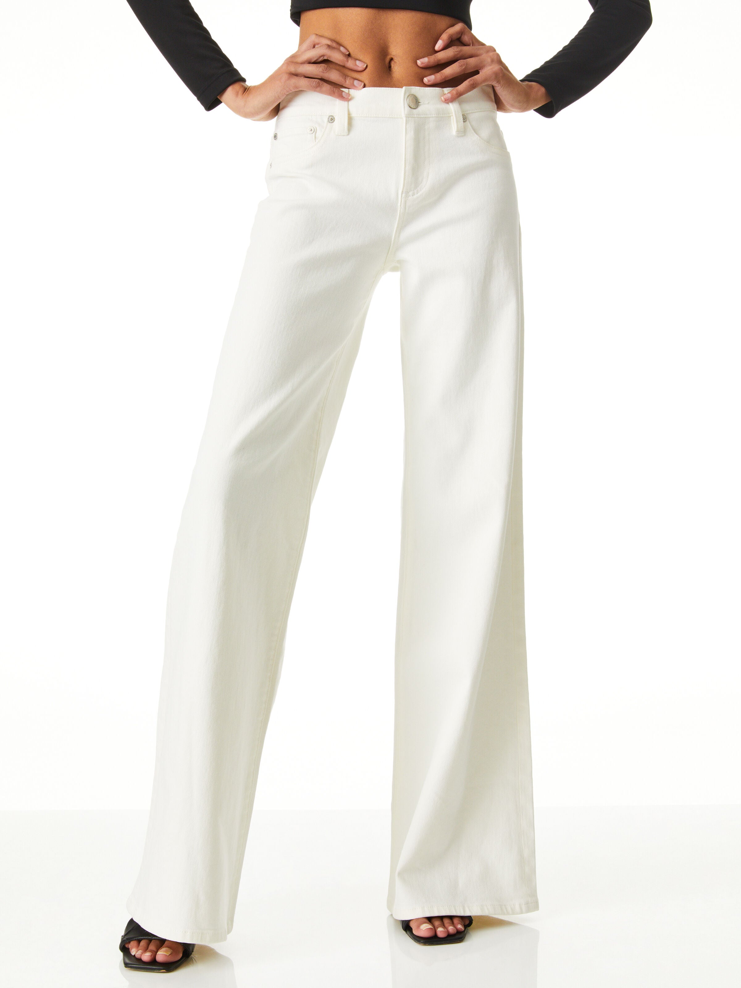 JENNY LOW RISE FLARE JEAN-ECRU-ALICE + OLIVIA