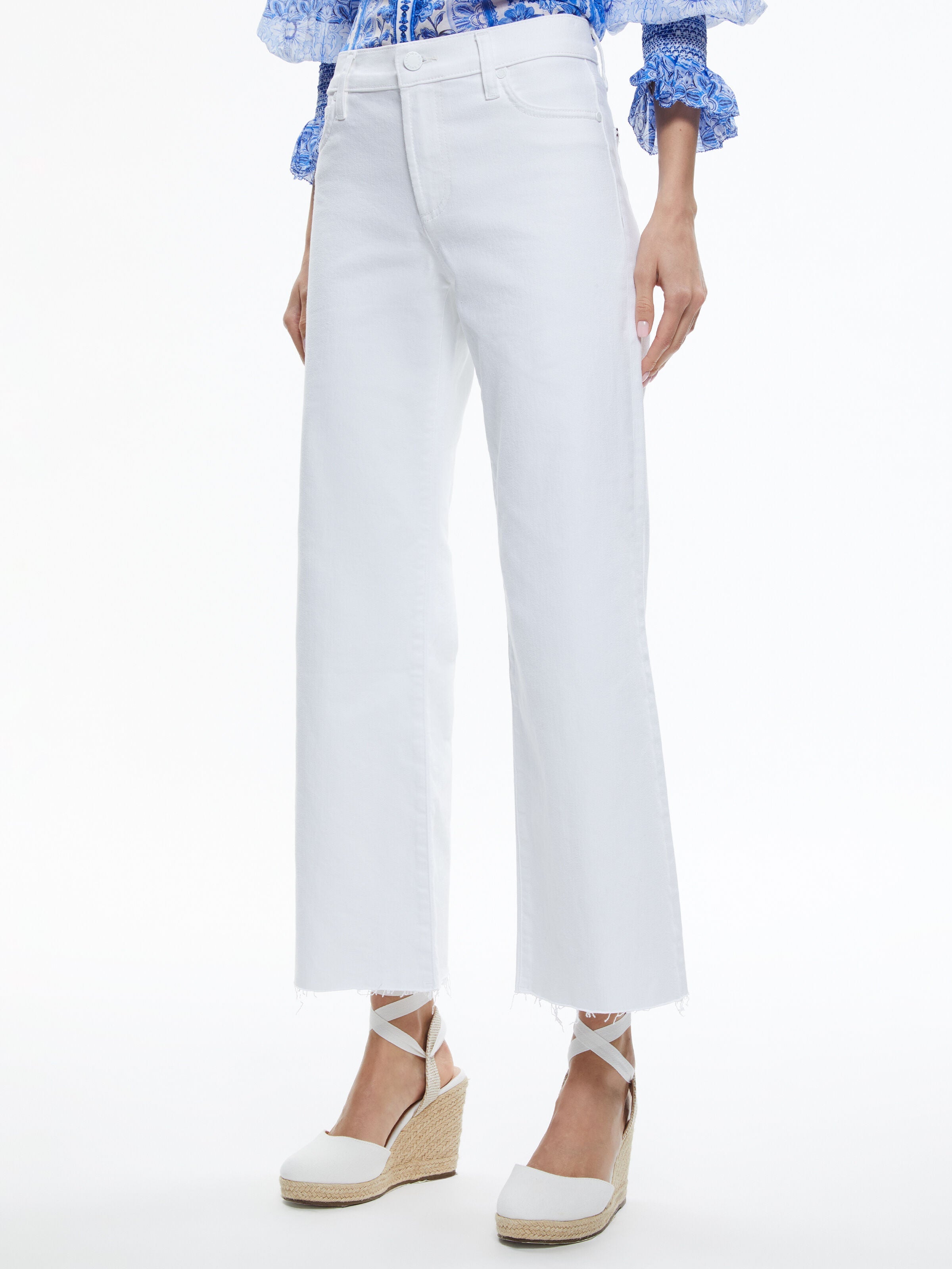 ROXIE LOW RISE FLARED LEG JEAN