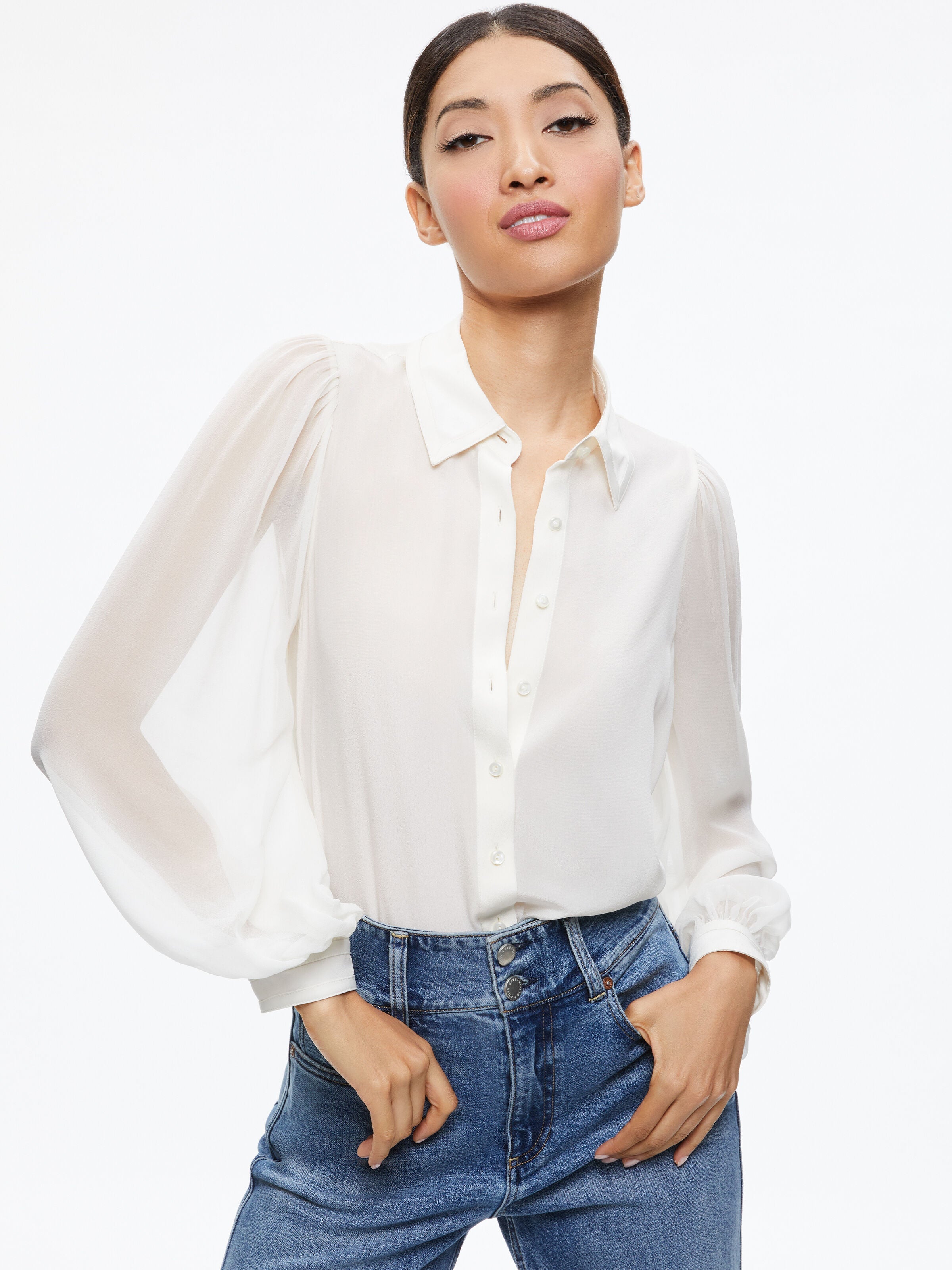 ROANNE BUTTON DOWN