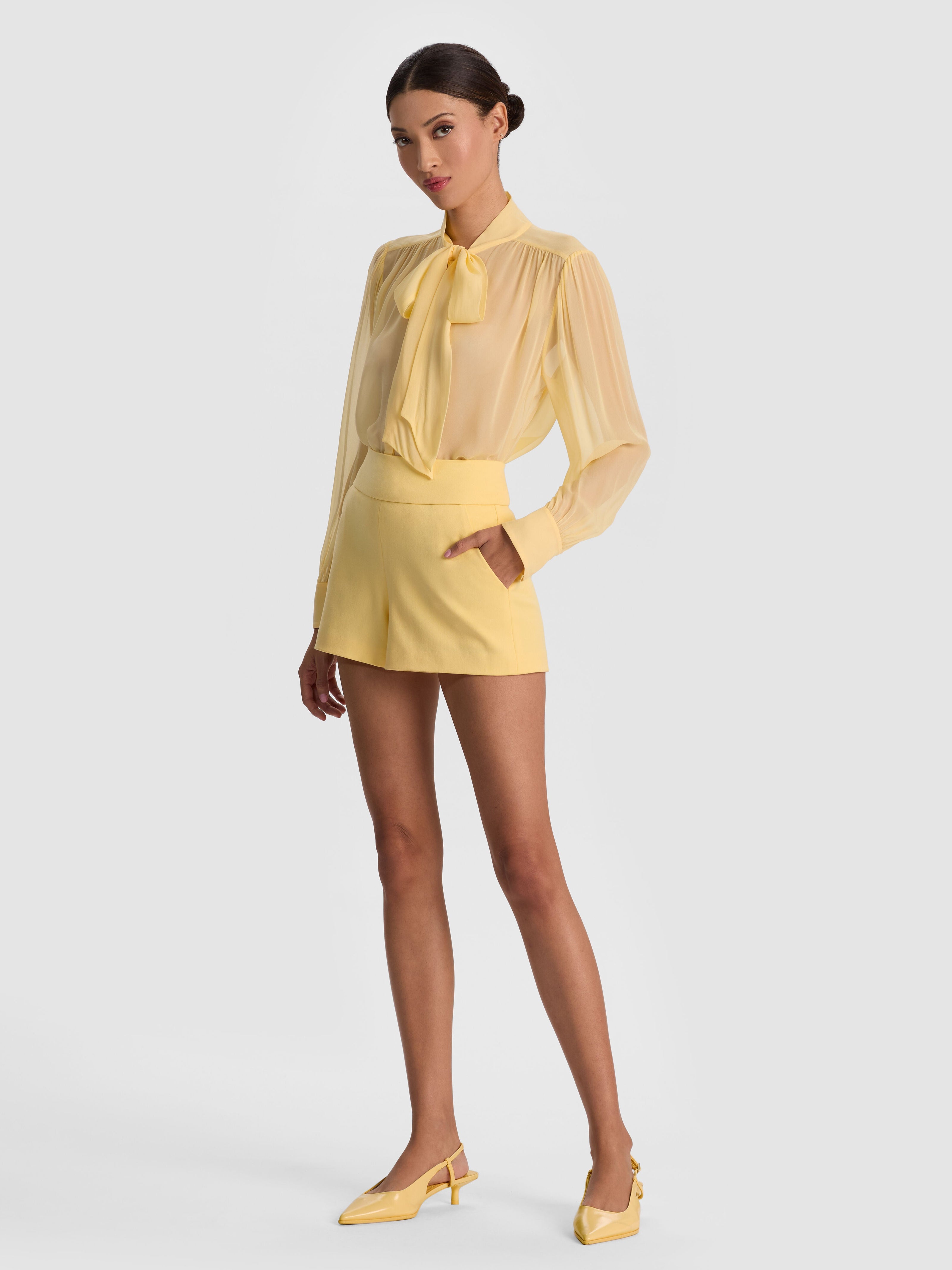 DONALD SHORT-ALICE + OLIVIA
