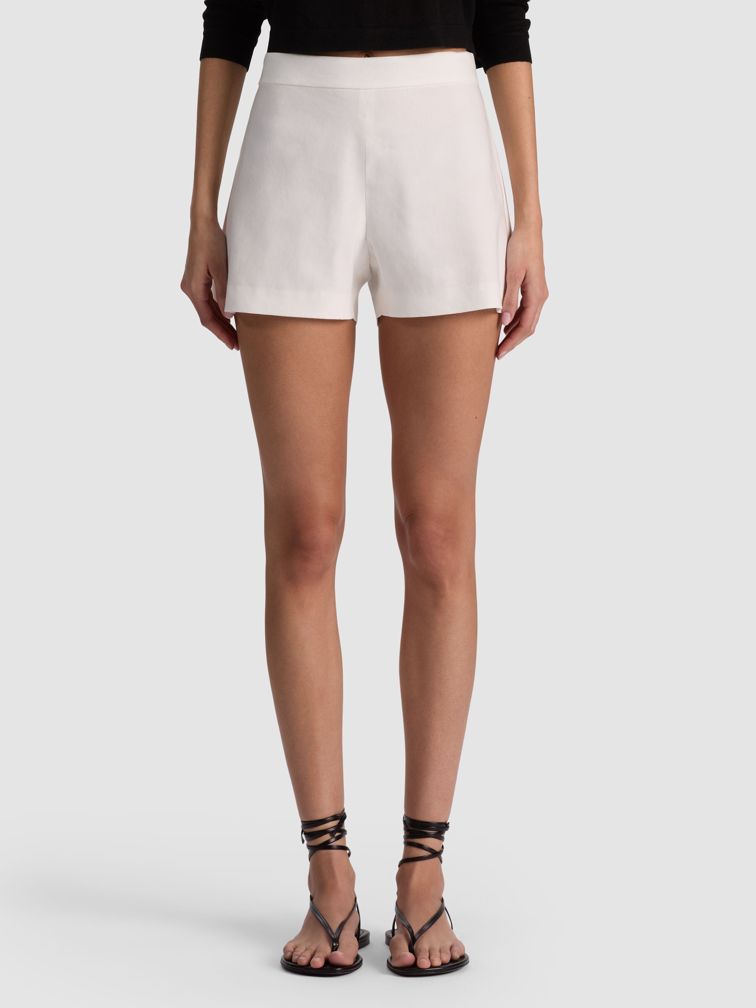 HERA HIGH RISE SHORT-OFF WHITE-ALICE + OLIVIA