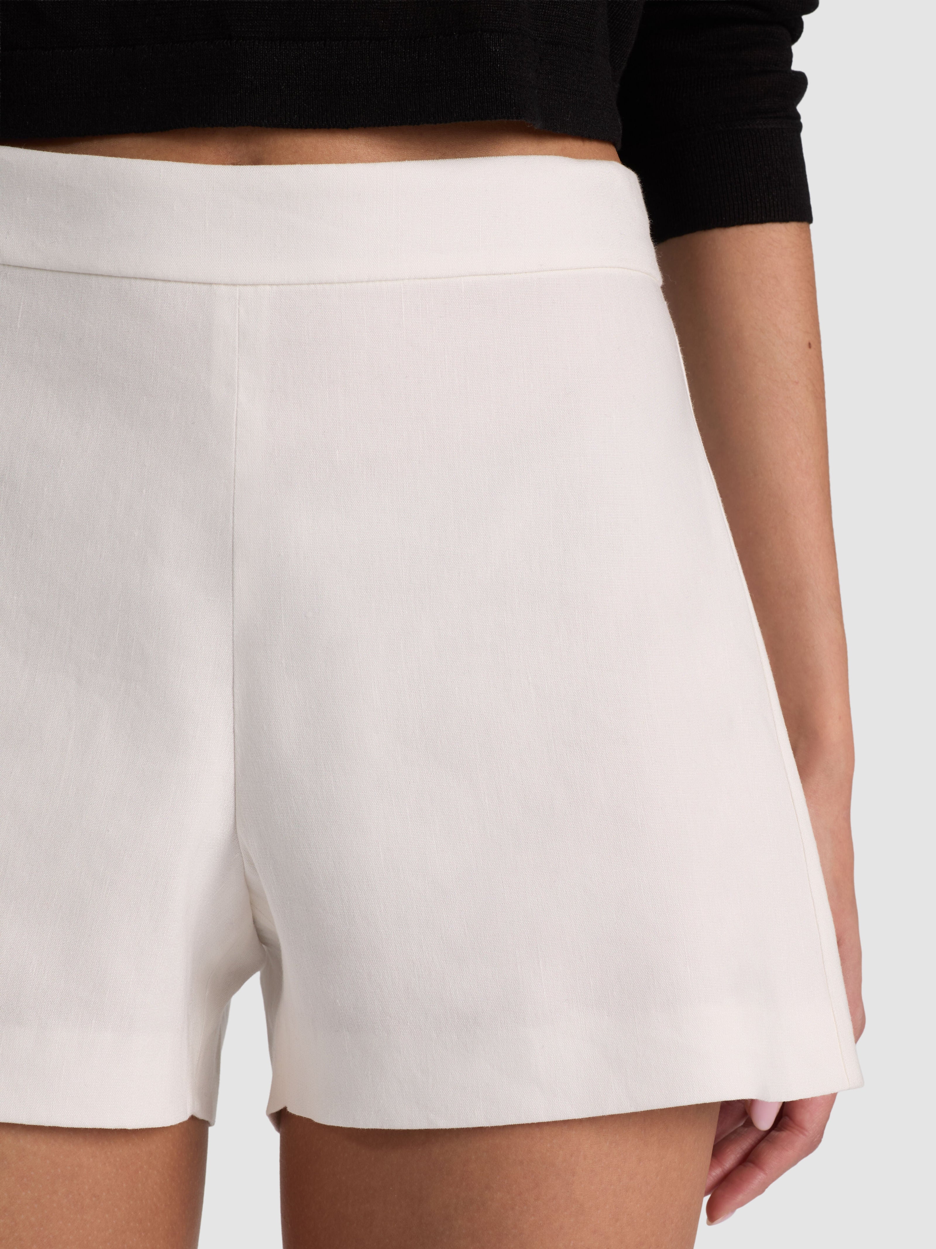 HERA HIGH RISE SHORT-OFF WHITE-ALICE + OLIVIA