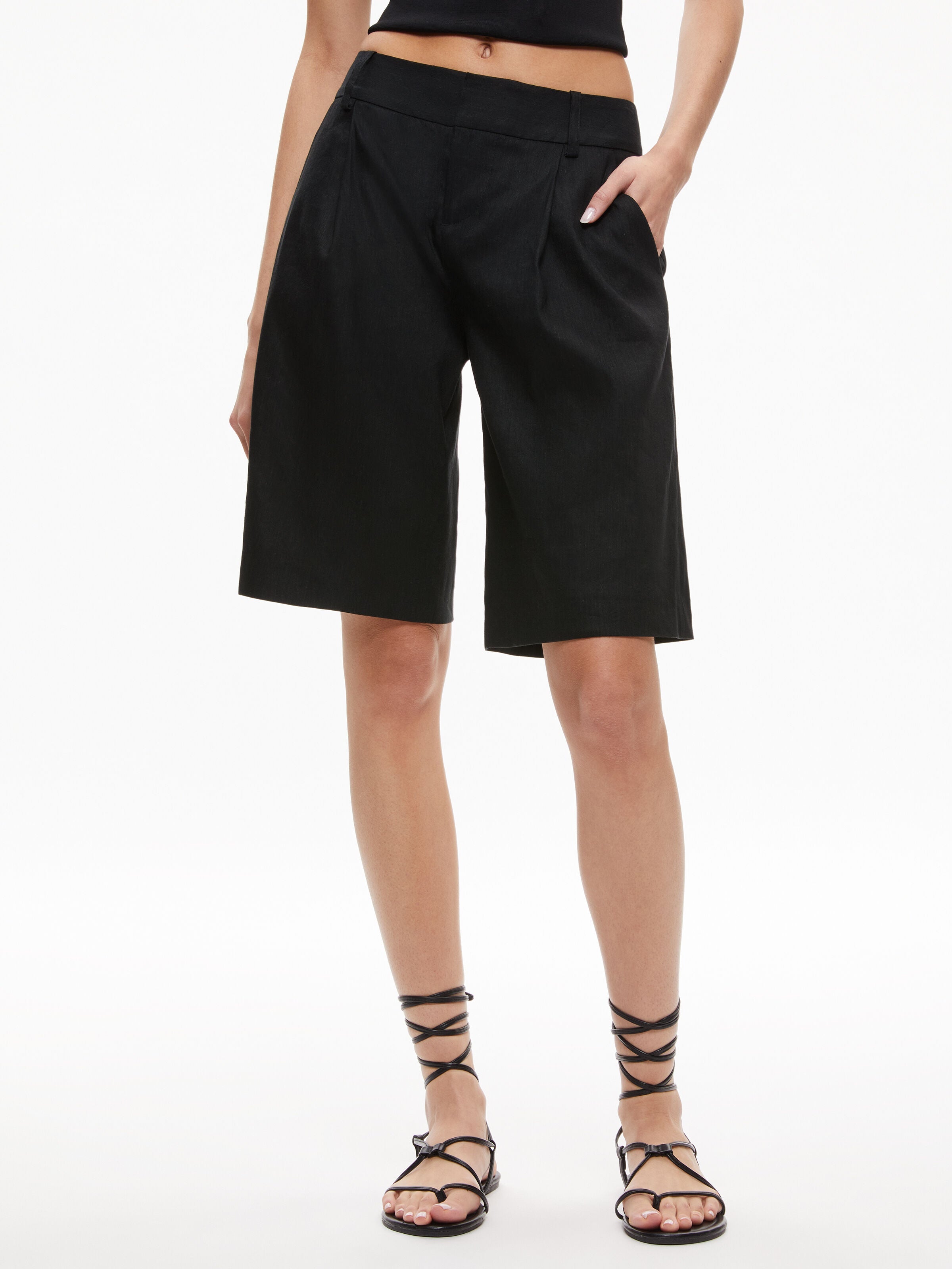 ERIC LOW RISE LINEN BERMUDA SHORT-ALICE + OLIVIA