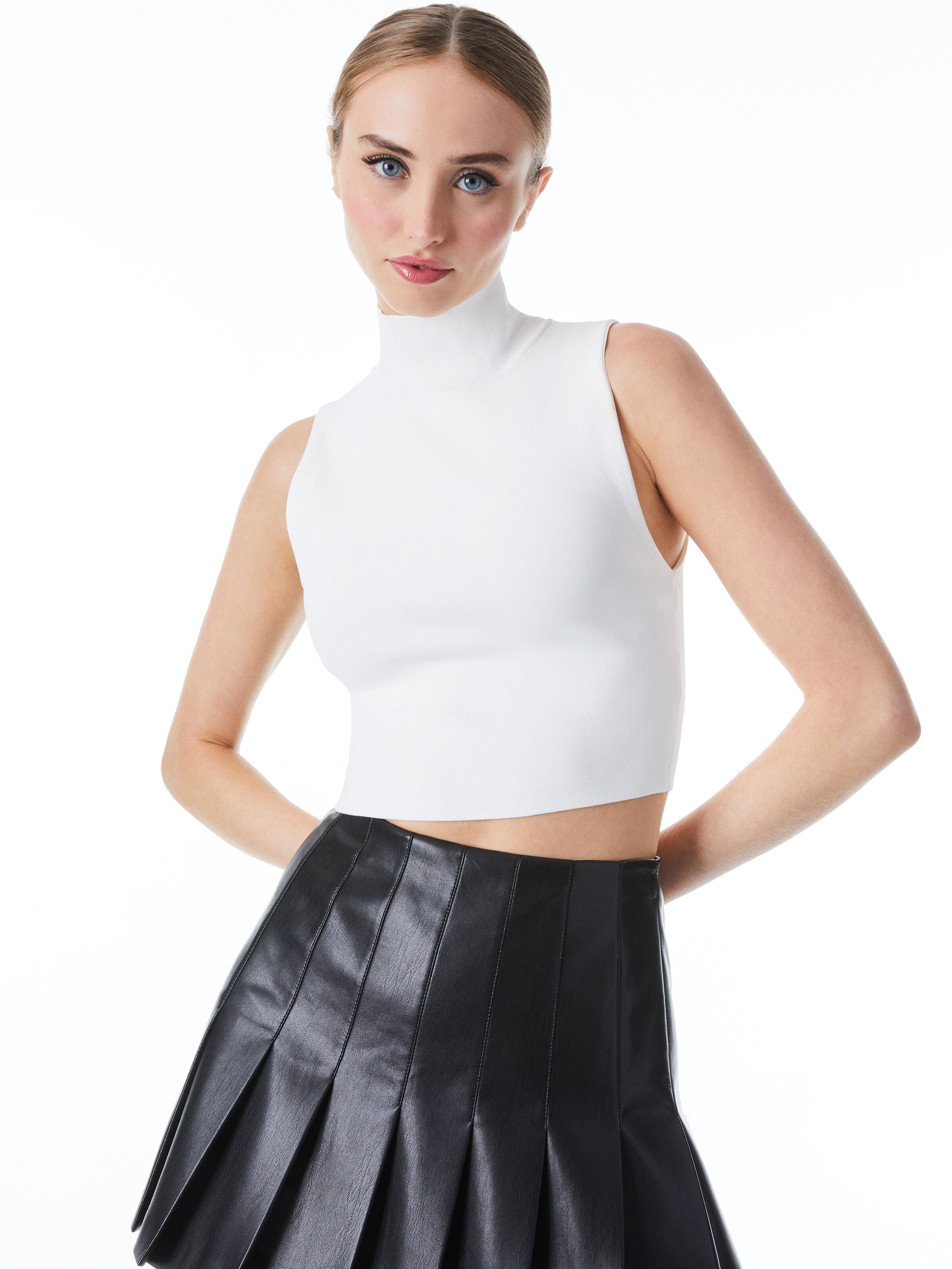 DARINA MOCK NECK FITTED CROPPED TANK-ALICE + OLIVIA