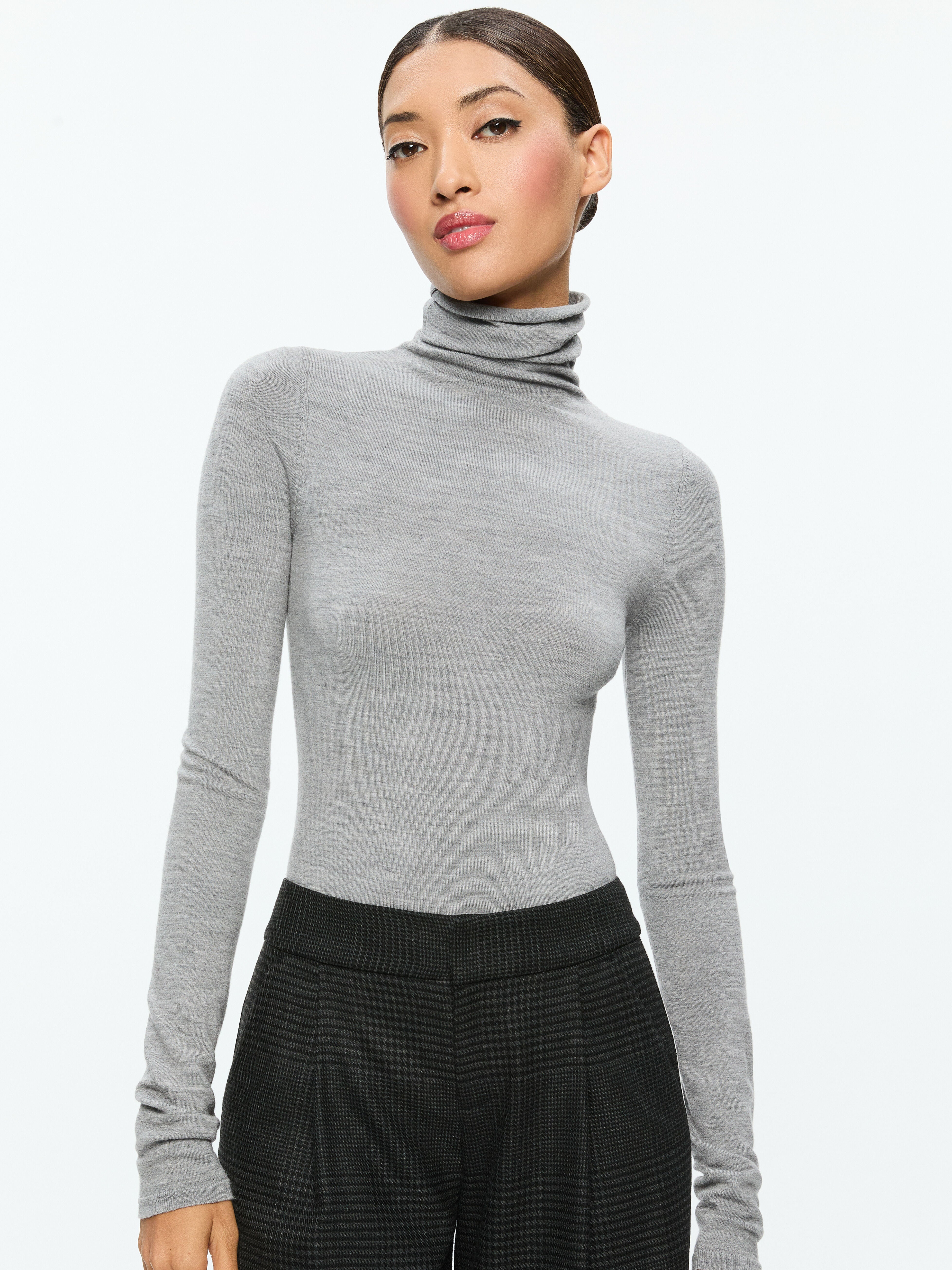 JOYCE LONG TURTLENECK-ALICE + OLIVIA