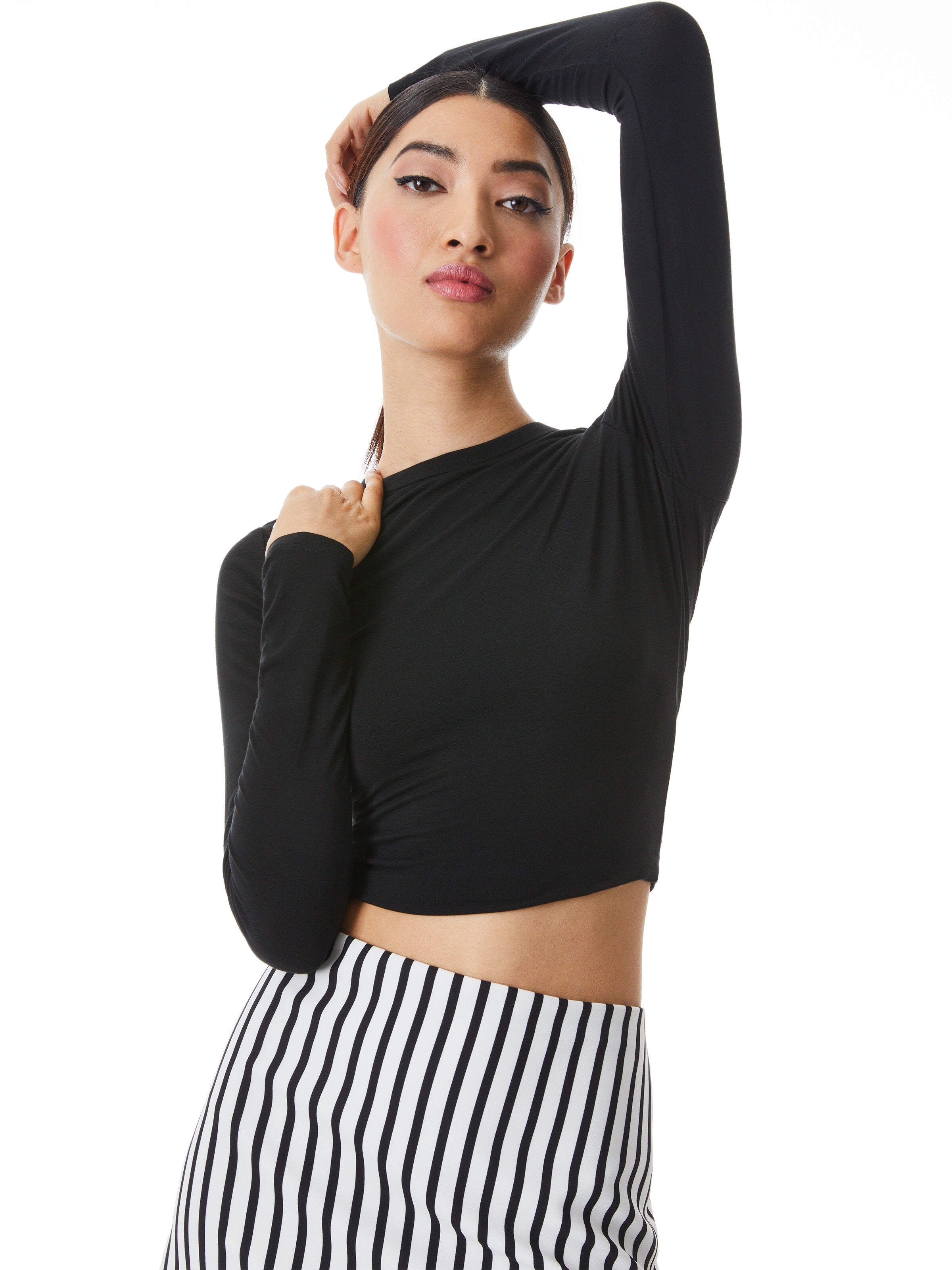 DELAINA CREW NECK CROP TOP-ALICE + OLIVIA