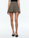 SCARLET FLUTTER SHORT-CAMEL/BLACK-ALICE + OLIVIA