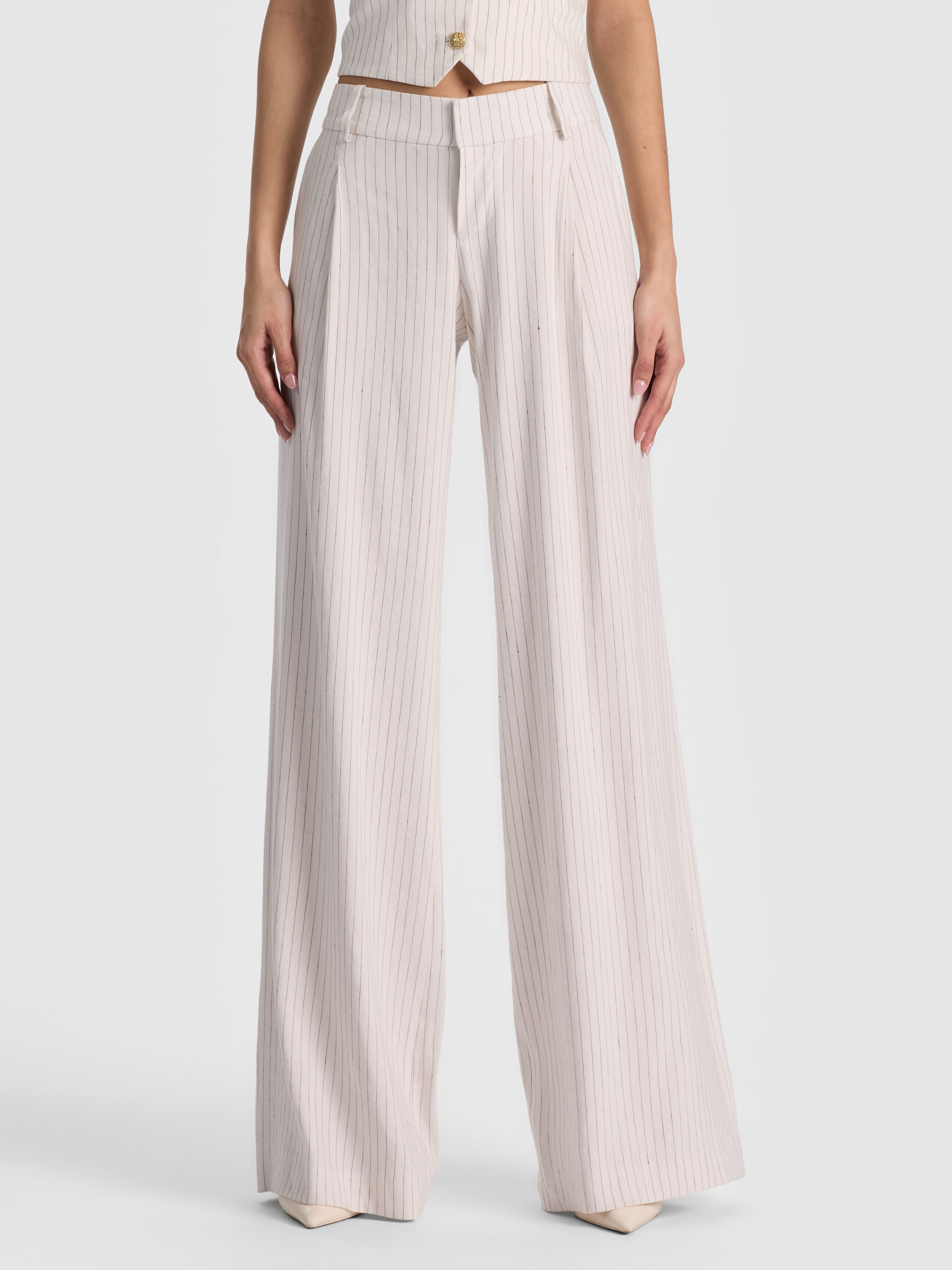 ERIC PANT-ALICE + OLIVIA