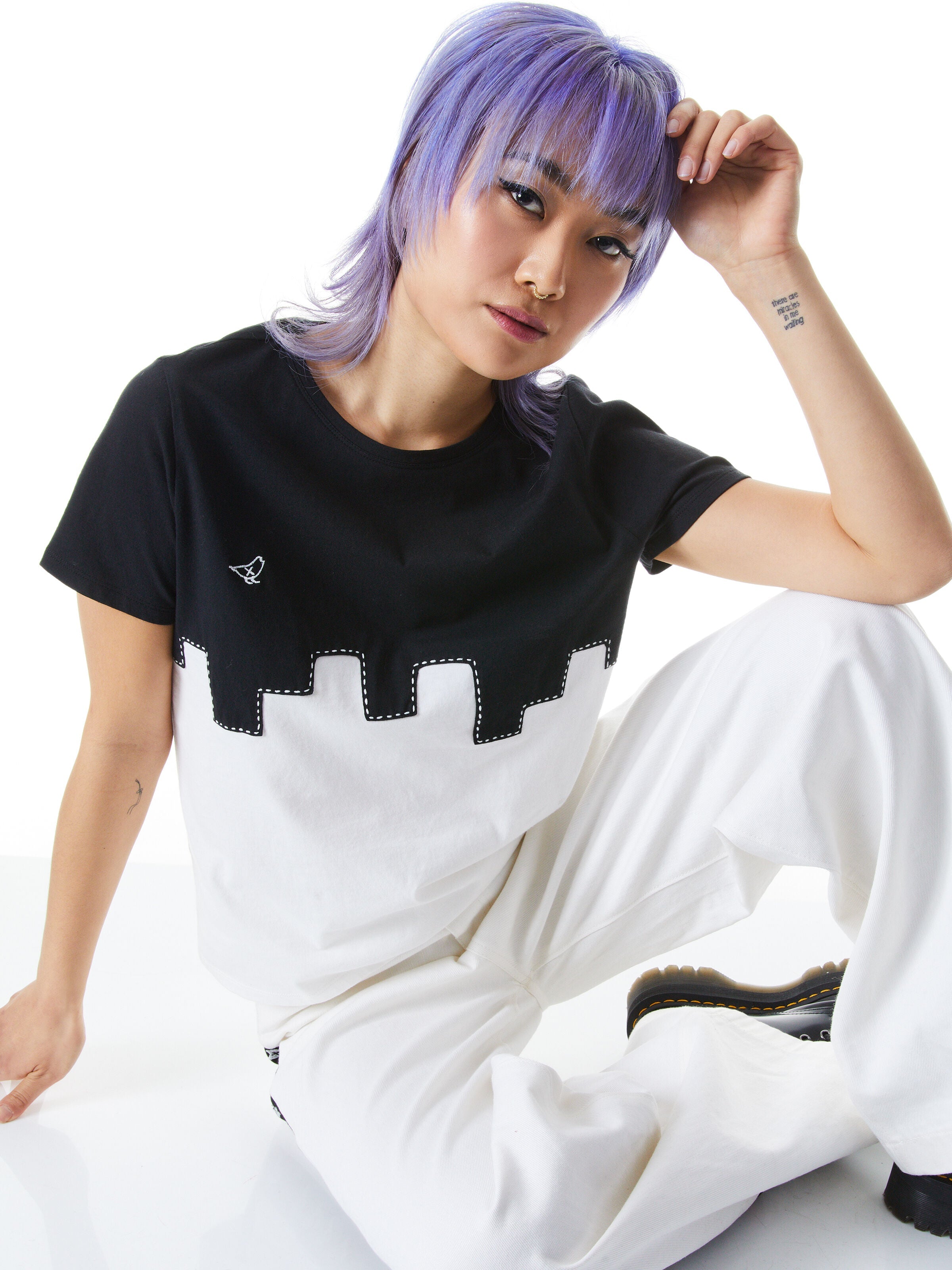 A+O X OVERT RYLYN OVERSIZED TEE